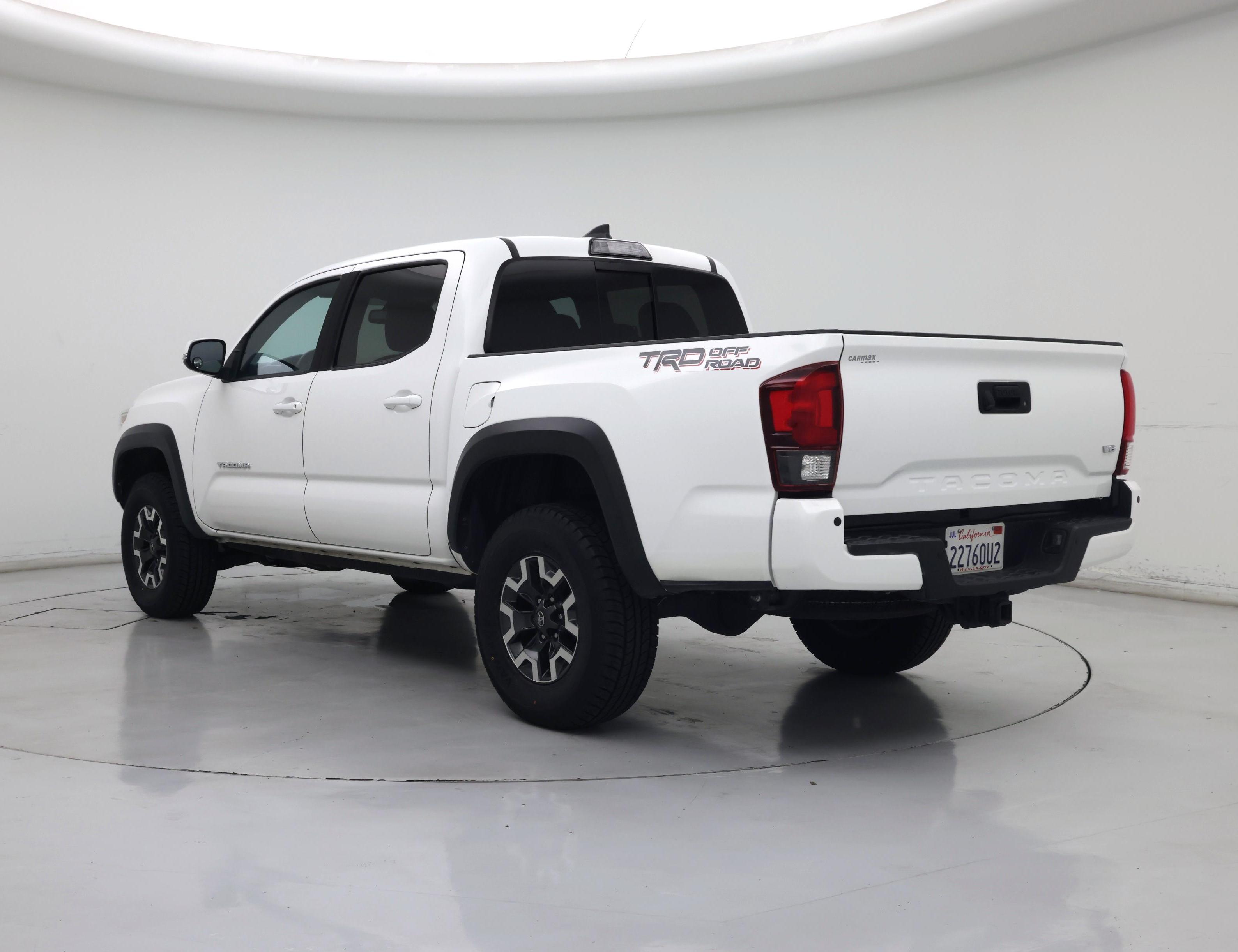 Thumbnail: 2019 Toyota Tacoma - 2