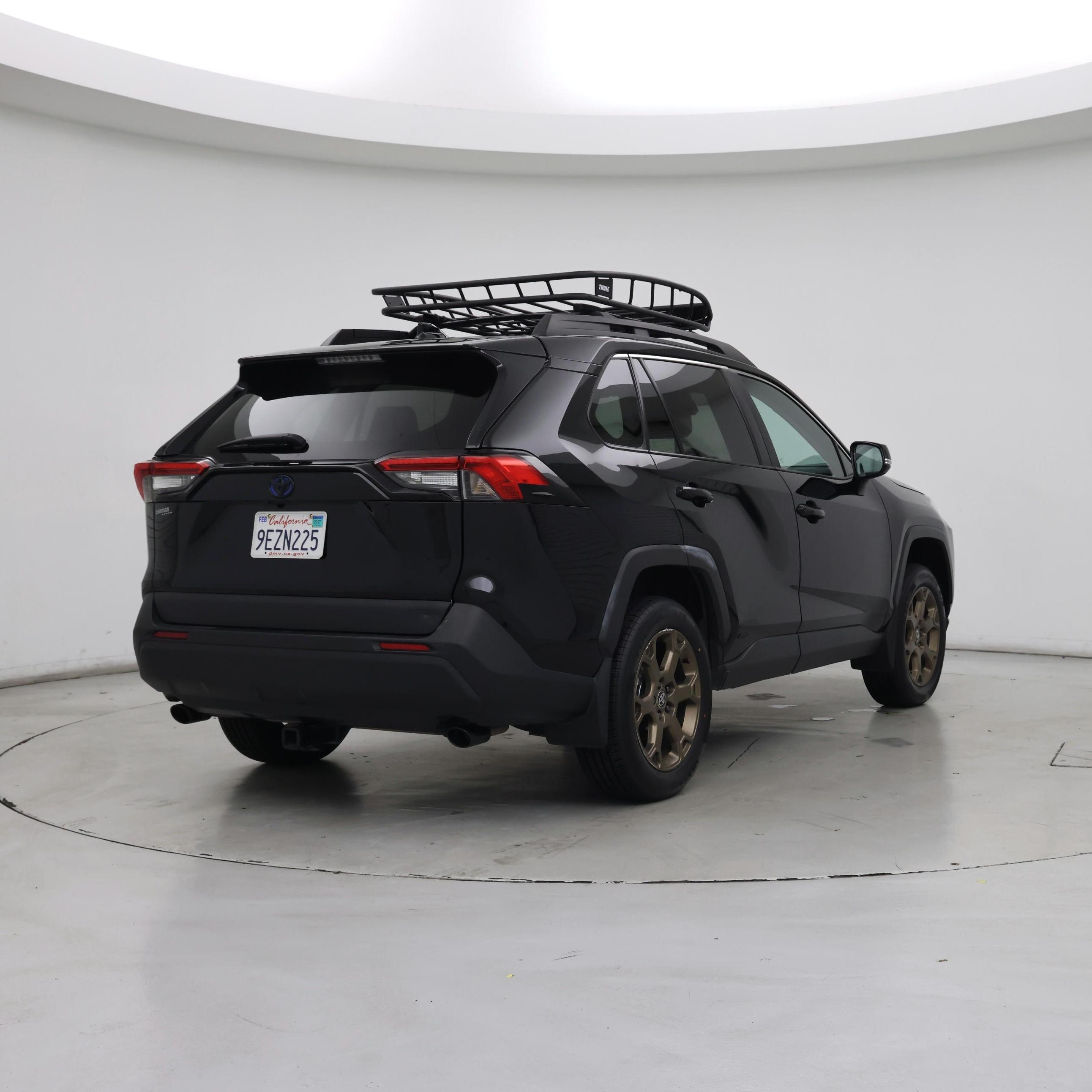 Thumbnail: 2023 Toyota RAV4 - 8