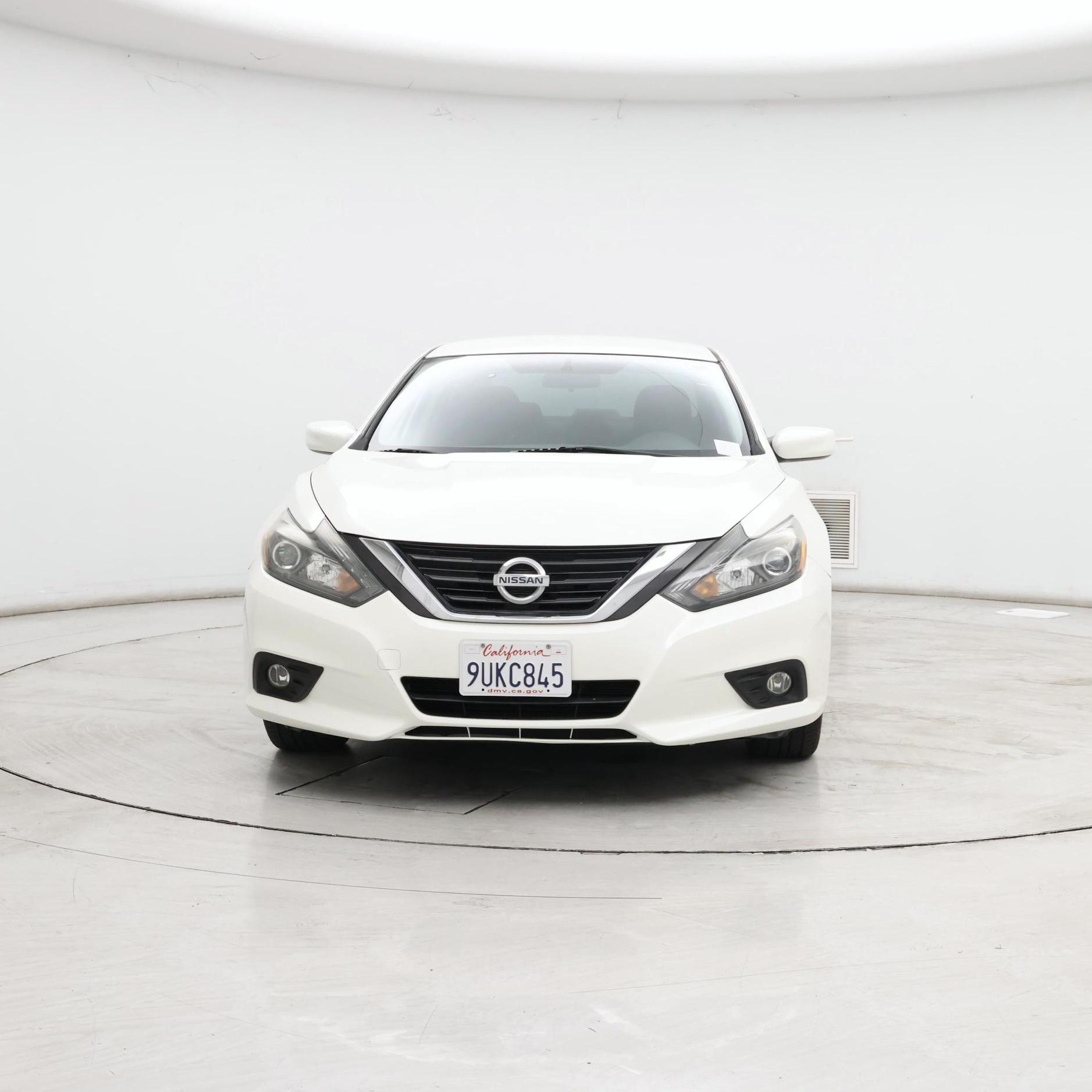Thumbnail: 2016 Nissan Altima - 5