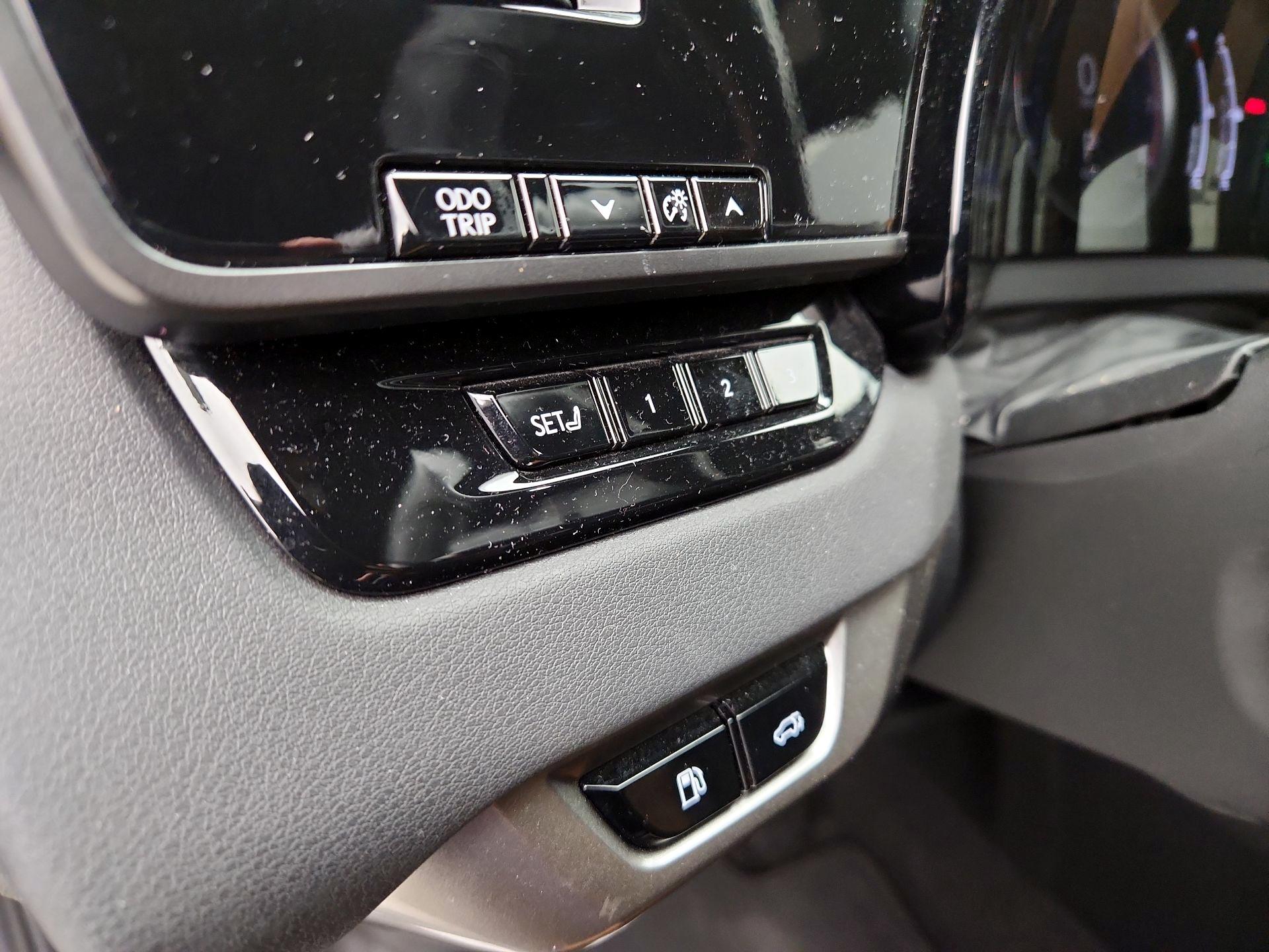 Thumbnail: 2023 Lexus RX - 13