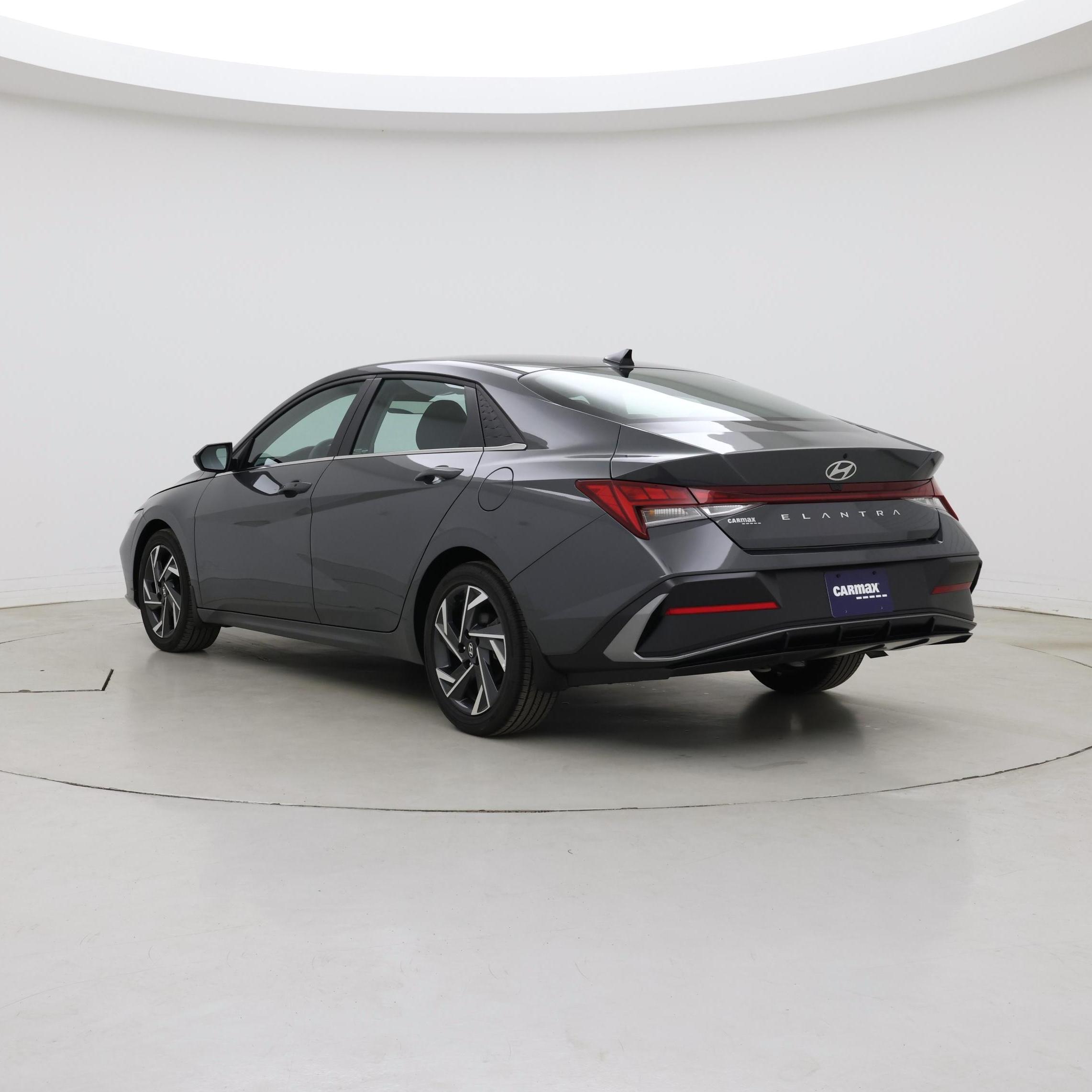 Thumbnail: 2025 Hyundai Elantra - 2