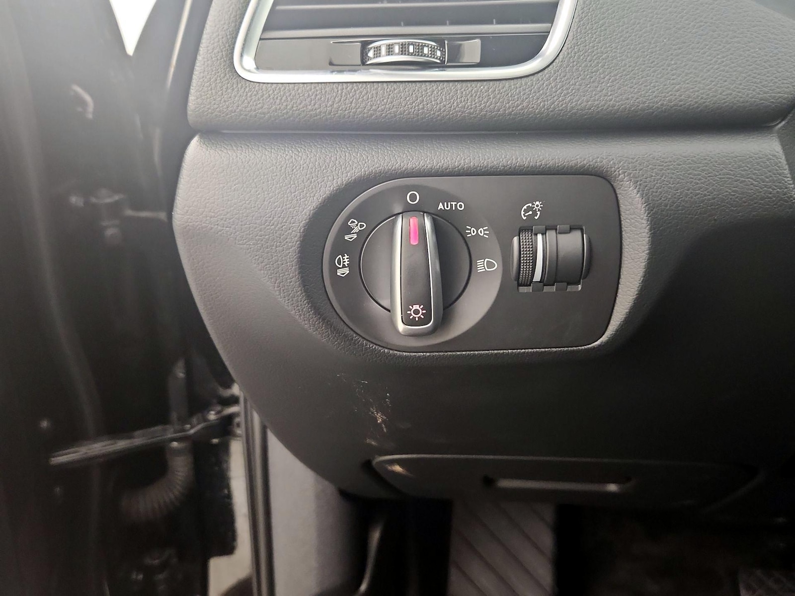 2018 Audi Q3 Premium Plus - Photo 14