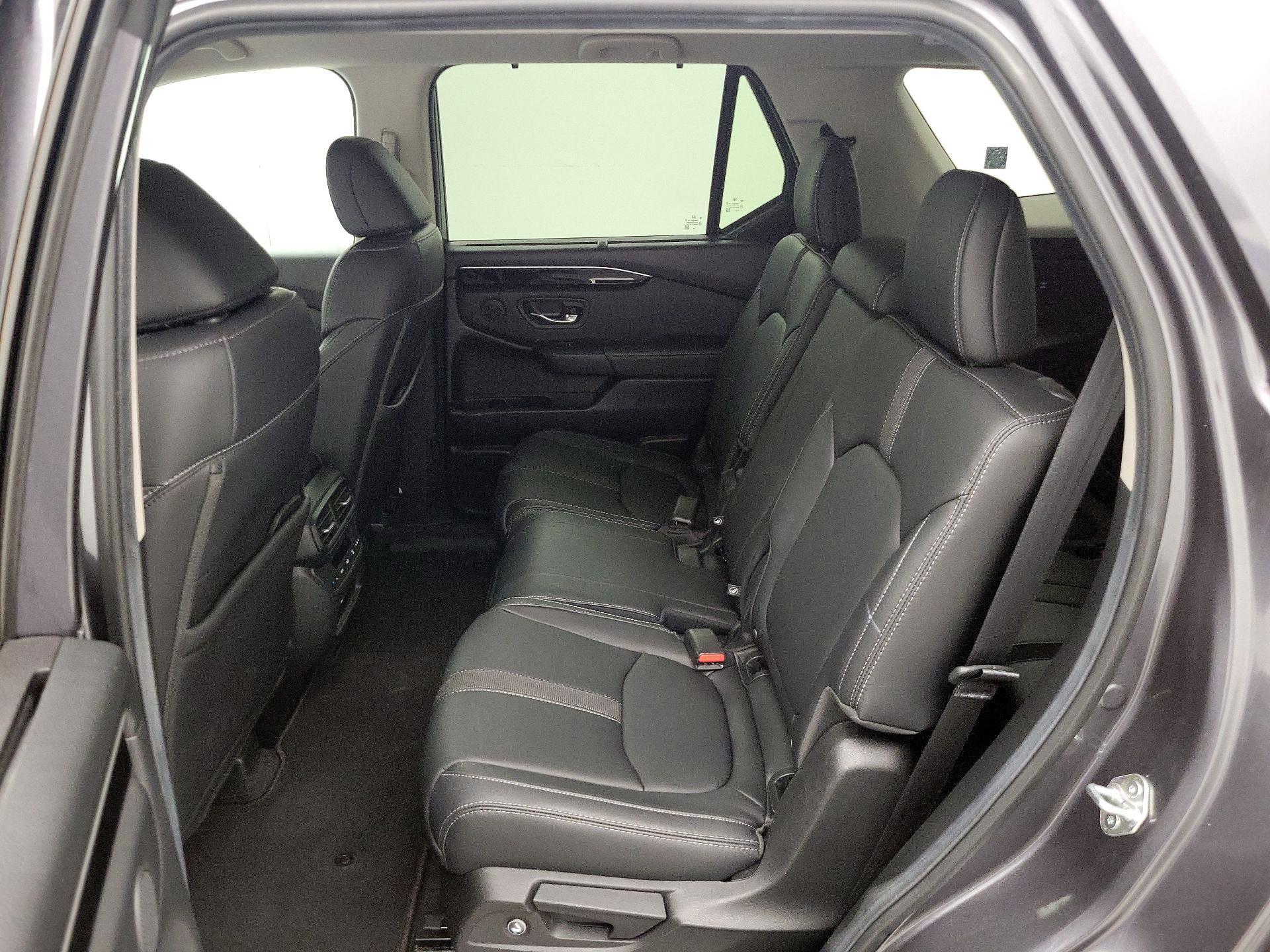 Thumbnail: 2025 Honda Pilot - 19