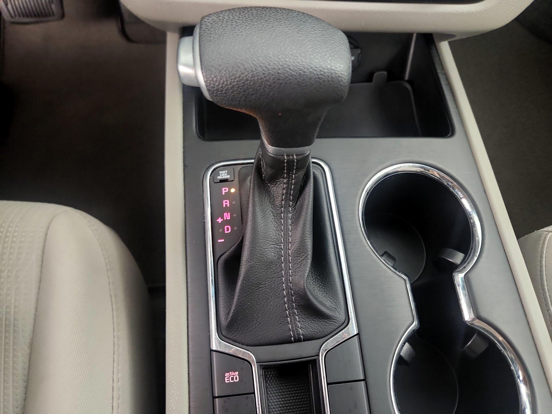 Thumbnail: 2021 Kia Sedona - 17
