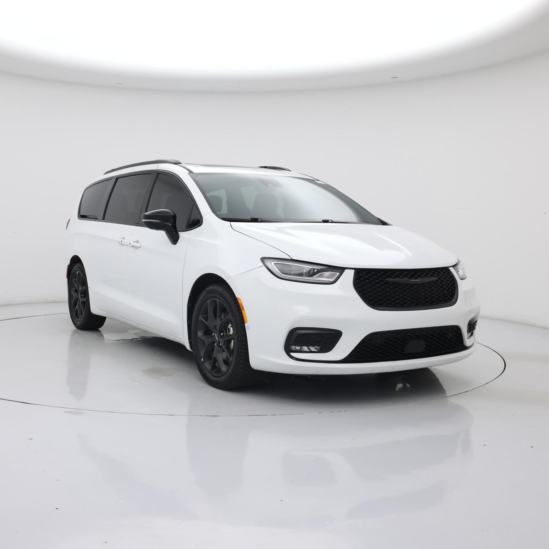 White 2024 Chrysler Pacifica Minivan Front-Wheel Drive Automatic
