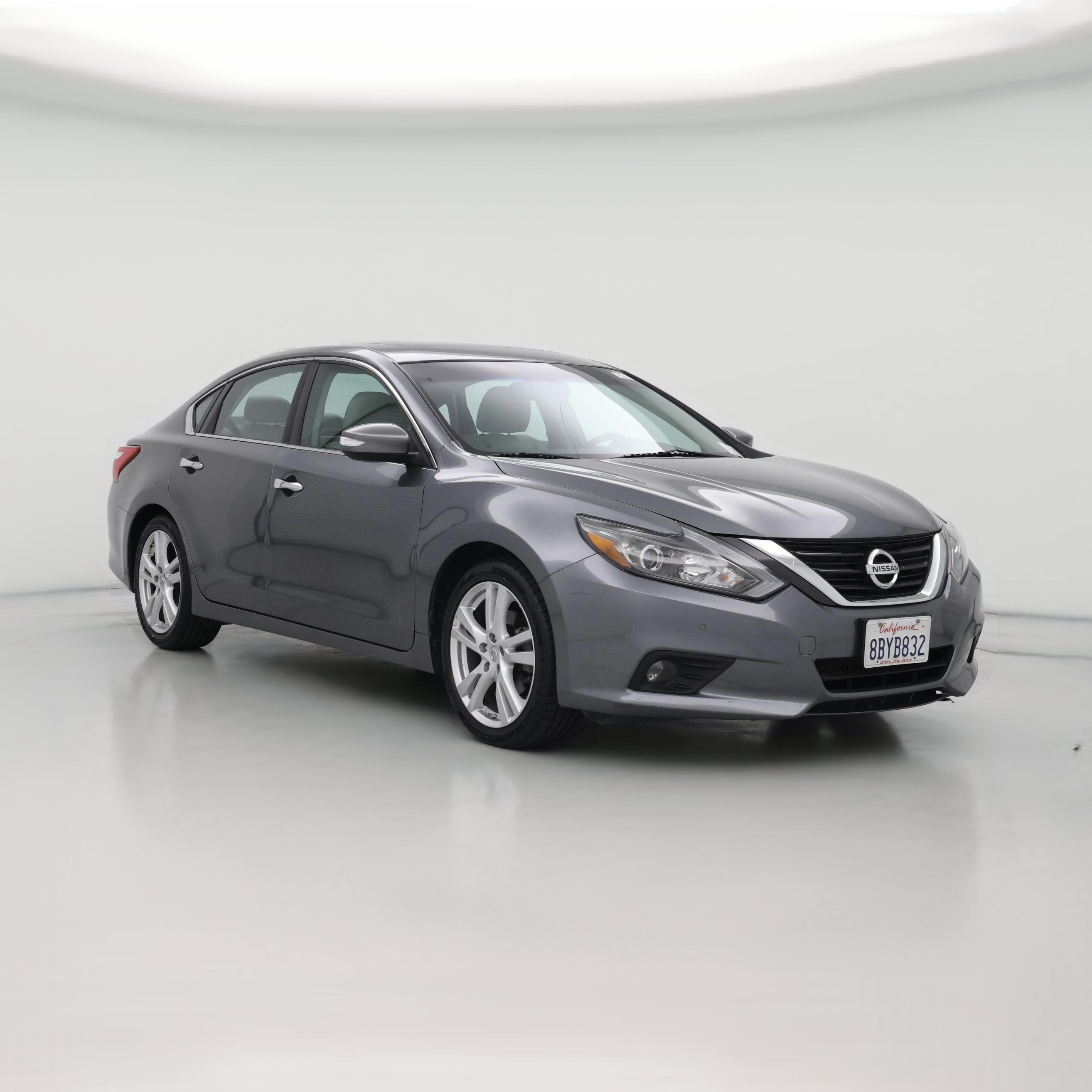 Thumbnail: 2016 Nissan Altima - 1