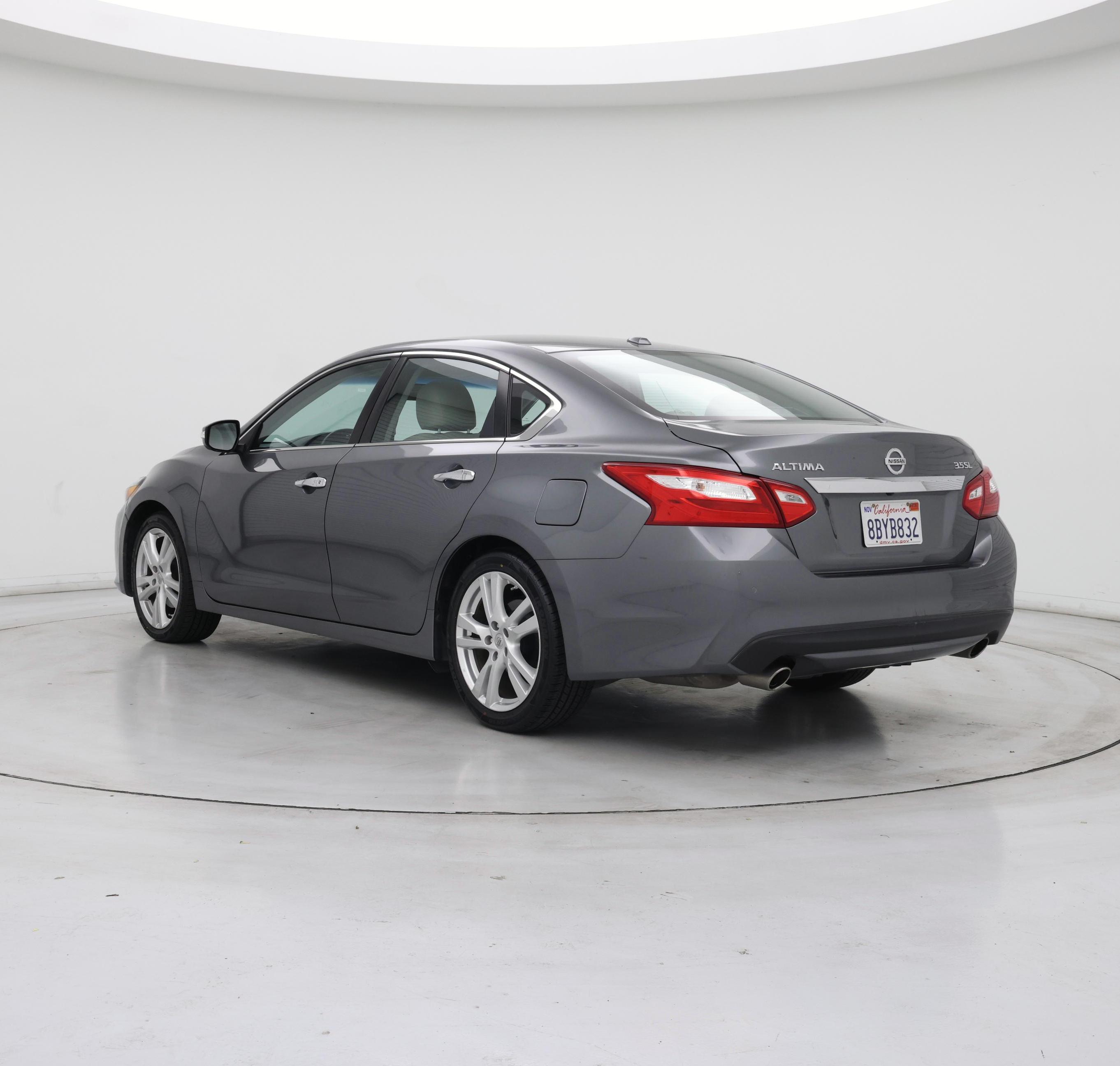 Thumbnail: 2016 Nissan Altima - 2