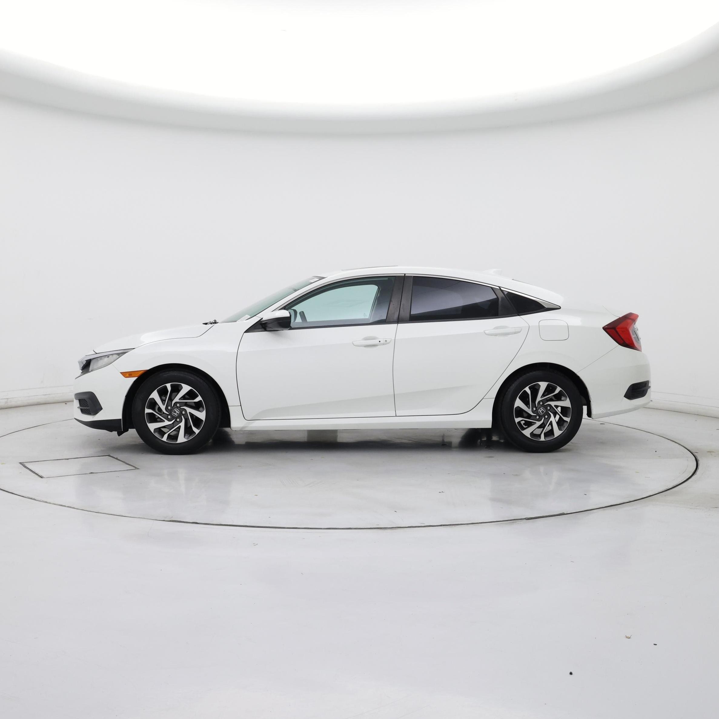 Thumbnail: 2017 Honda Civic - 3
