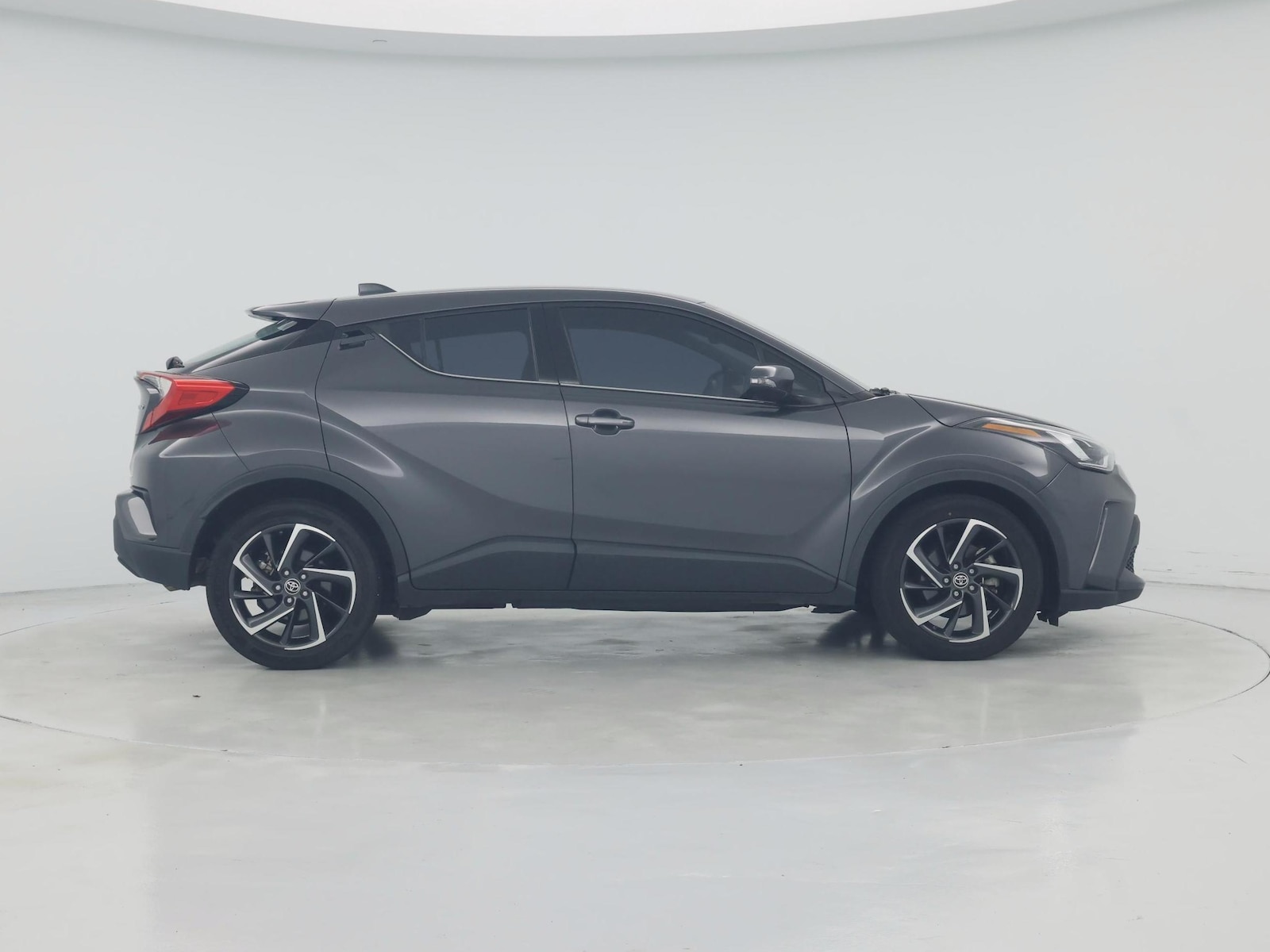 2021 Toyota C-HR Limited - Photo 8