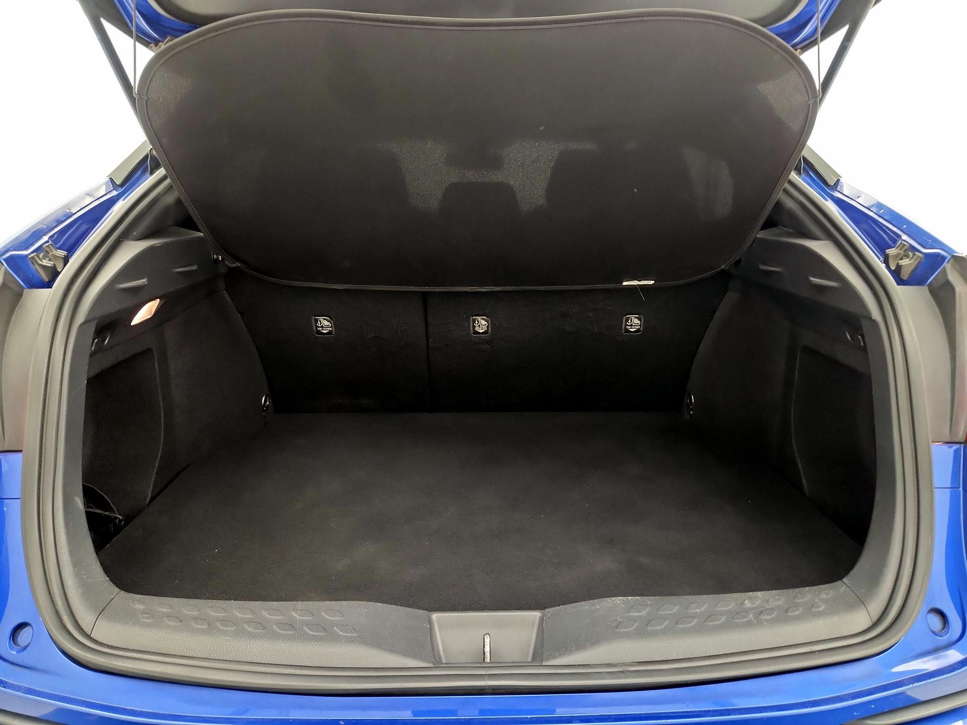 Thumbnail: 2019 Toyota C-HR - 20