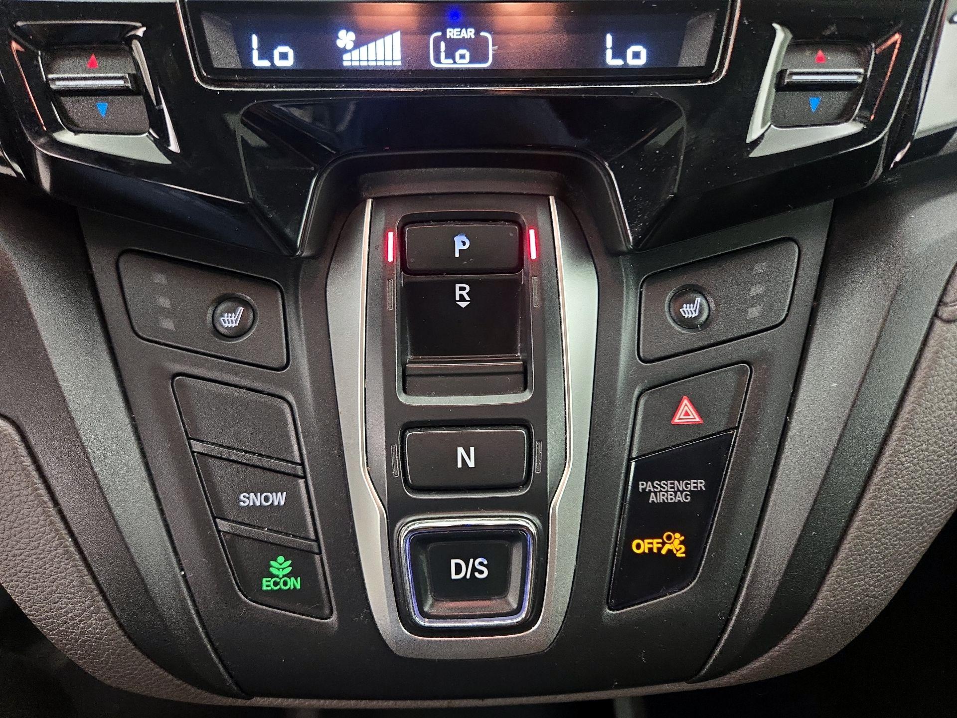 Thumbnail: 2018 Honda Odyssey - 18