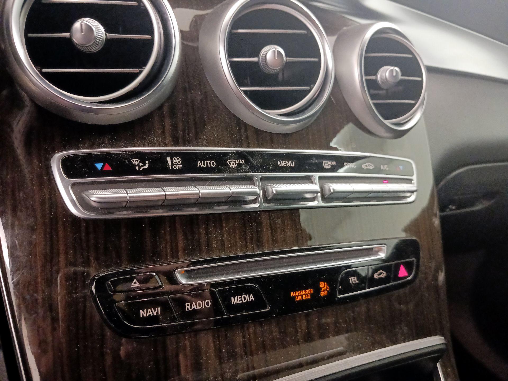 Thumbnail: 2019 Mercedes-Benz GLC - 17