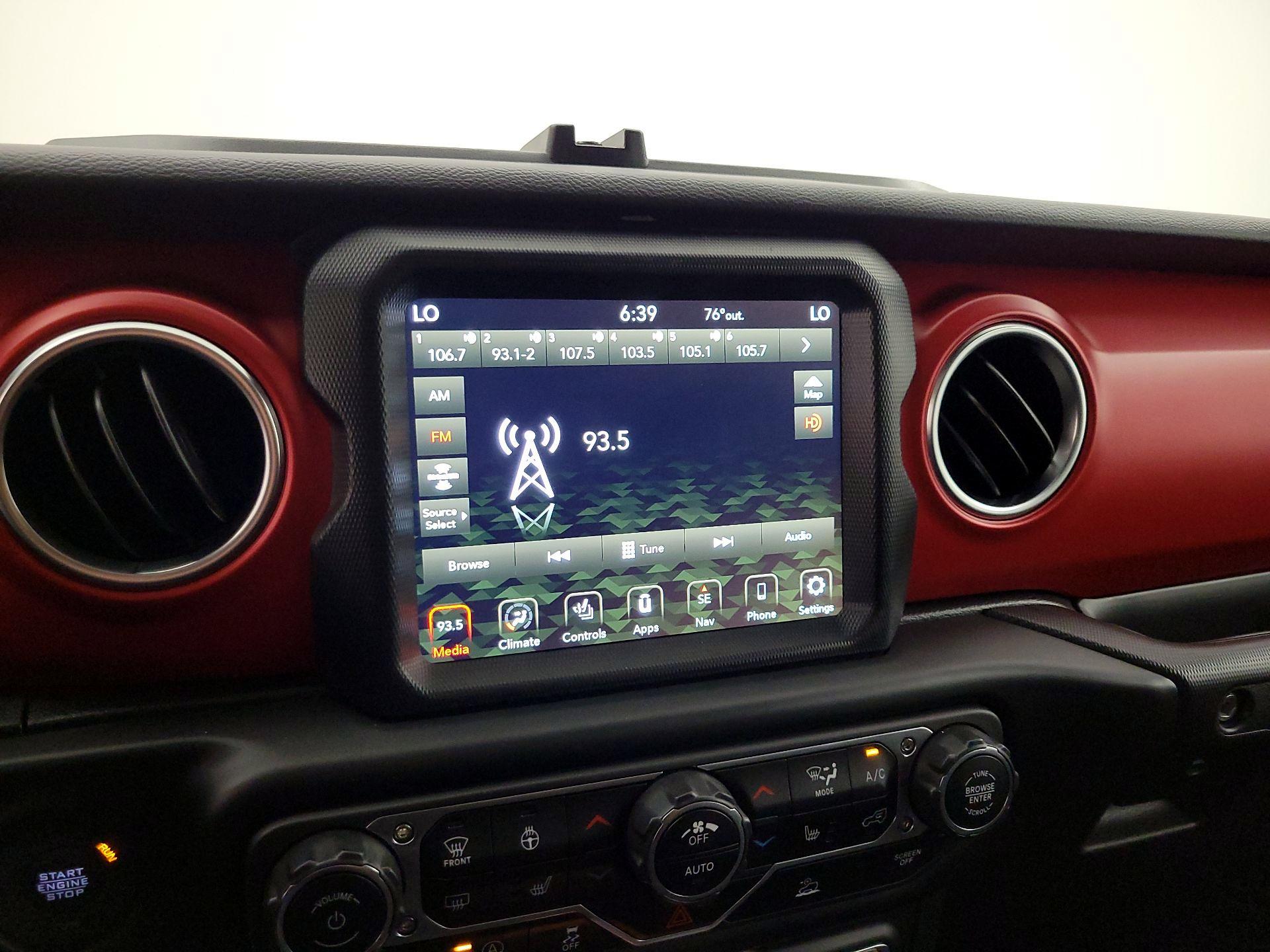 Thumbnail: 2023 Jeep Gladiator - 16