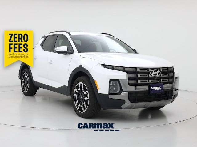 White 2025 Hyundai Santa Cruz Pickup Truck All-Wheel Drive Automatic