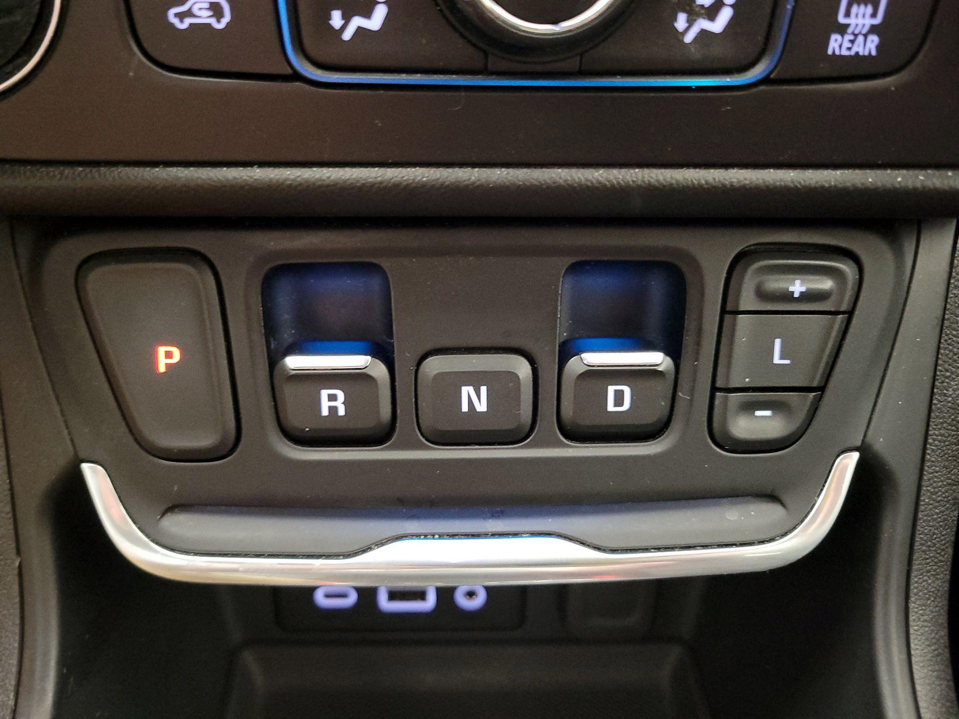Thumbnail: 2019 GMC Terrain - 18