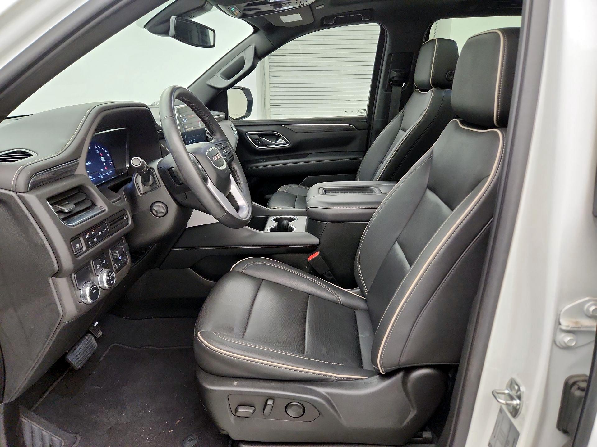 Thumbnail: 2022 GMC Yukon XL - 11