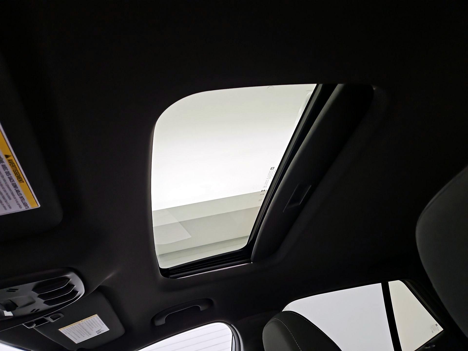 Thumbnail: 2025 Chevrolet Trax - 19