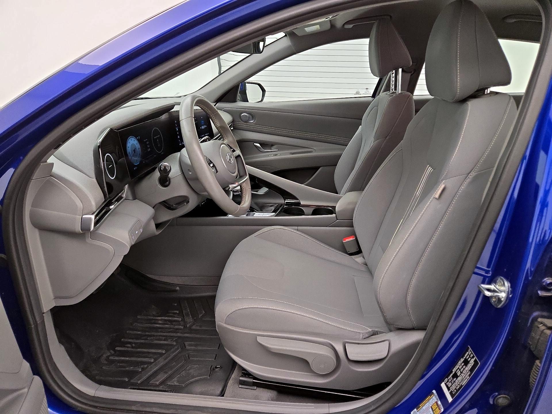 Thumbnail: 2023 Hyundai Elantra - 11