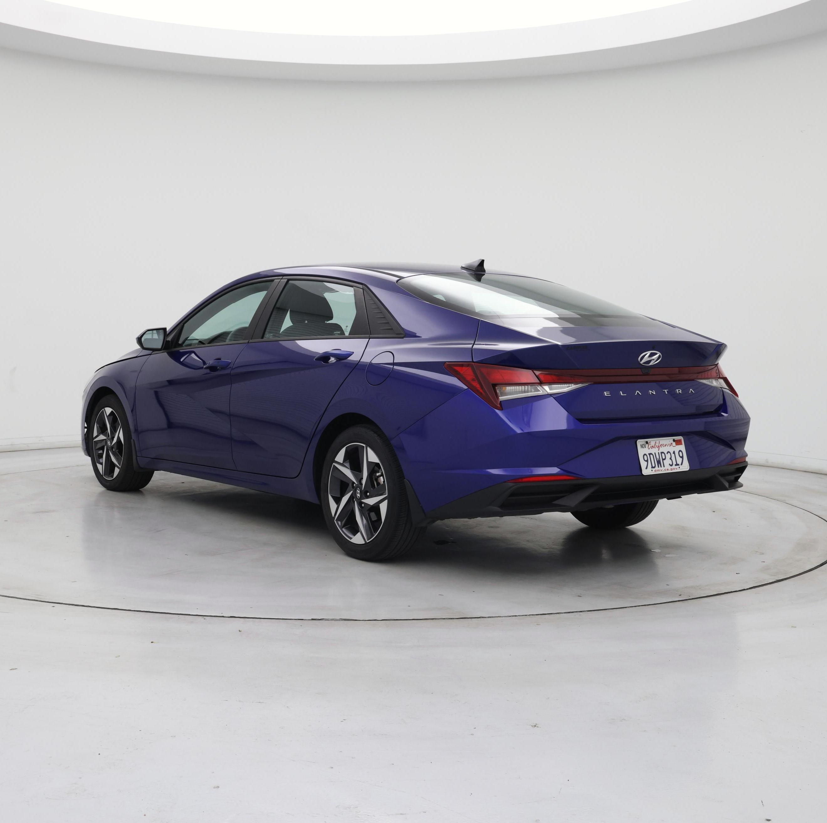 Thumbnail: 2023 Hyundai Elantra - 2