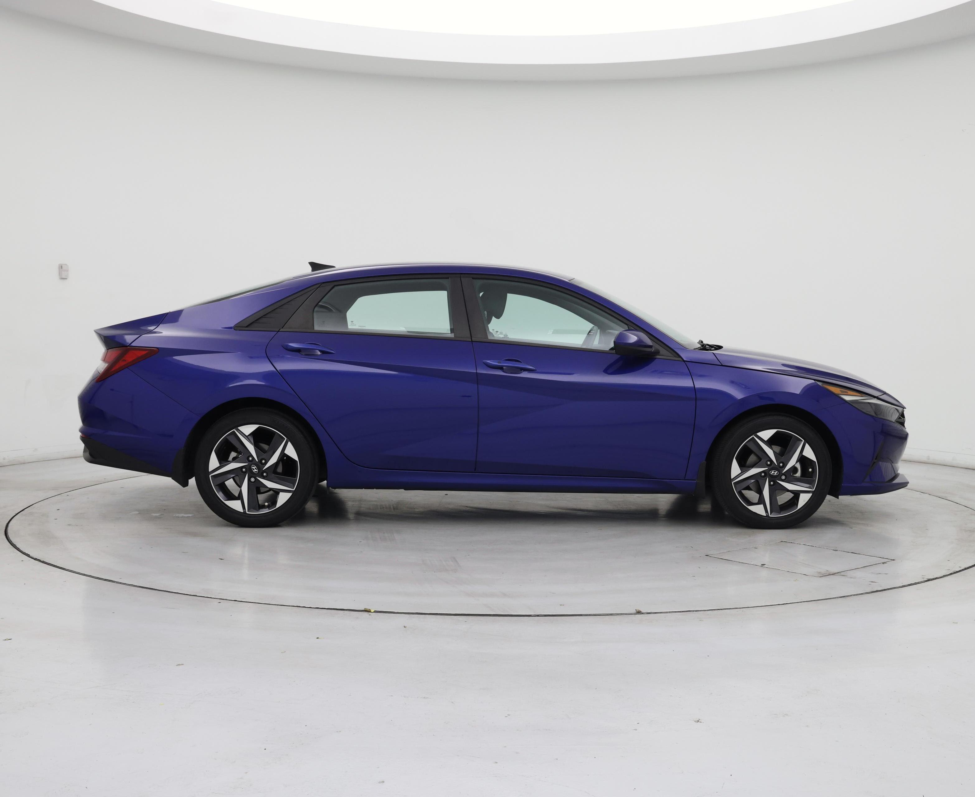 Thumbnail: 2023 Hyundai Elantra - 7
