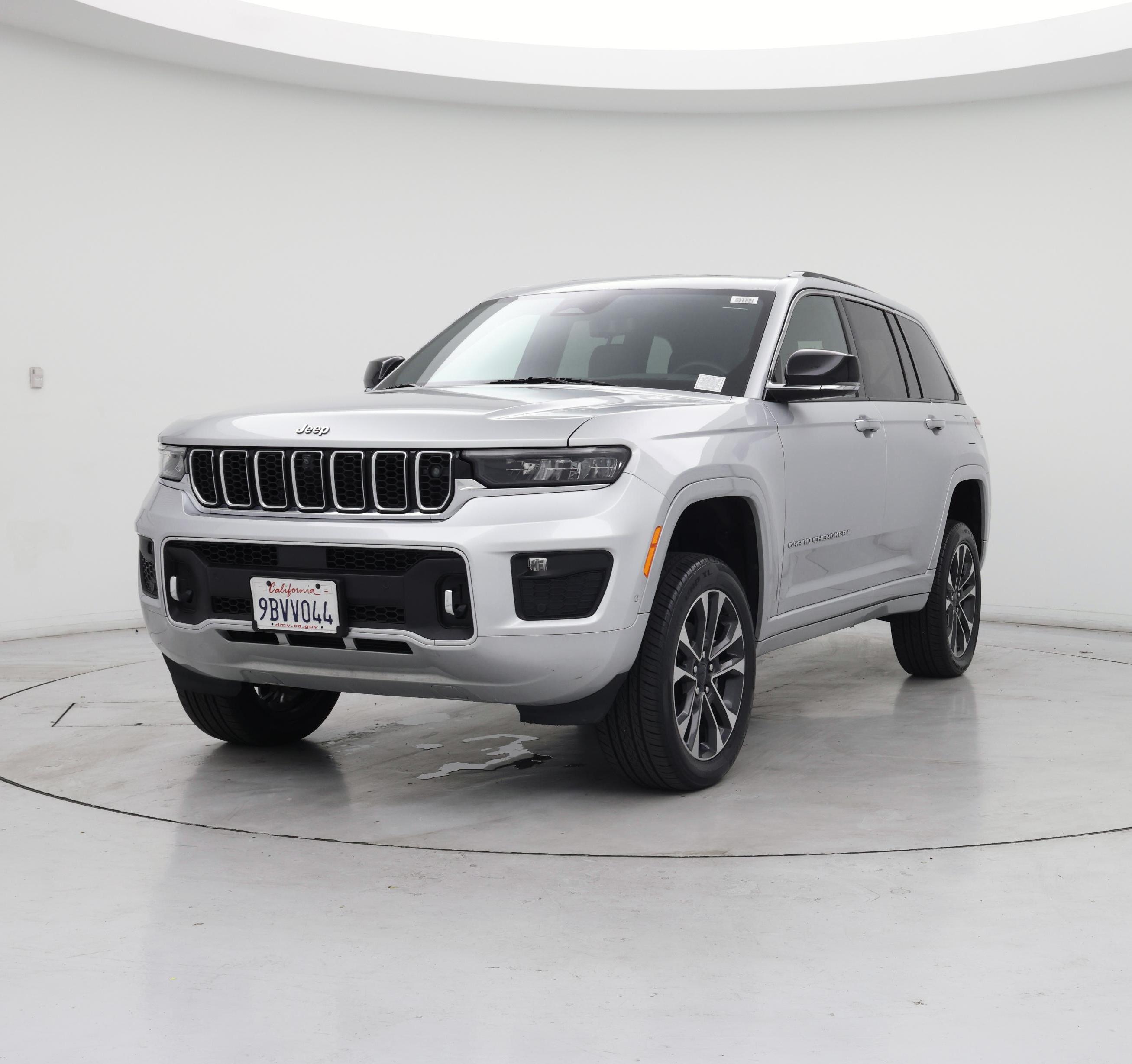 Thumbnail: 2022 Jeep Grand Cherokee - 4