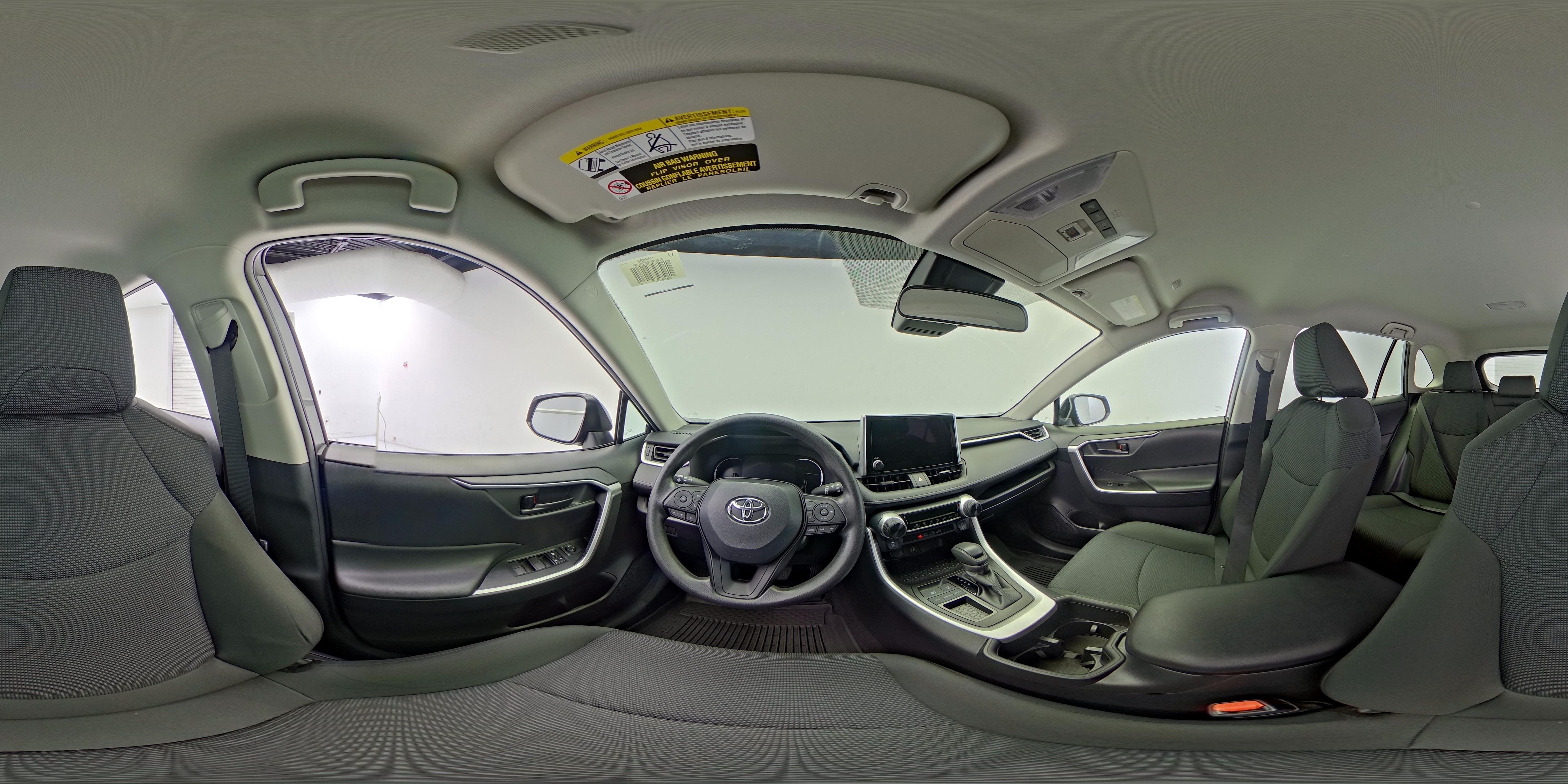 2024 Toyota RAV4 LE - Photo 26