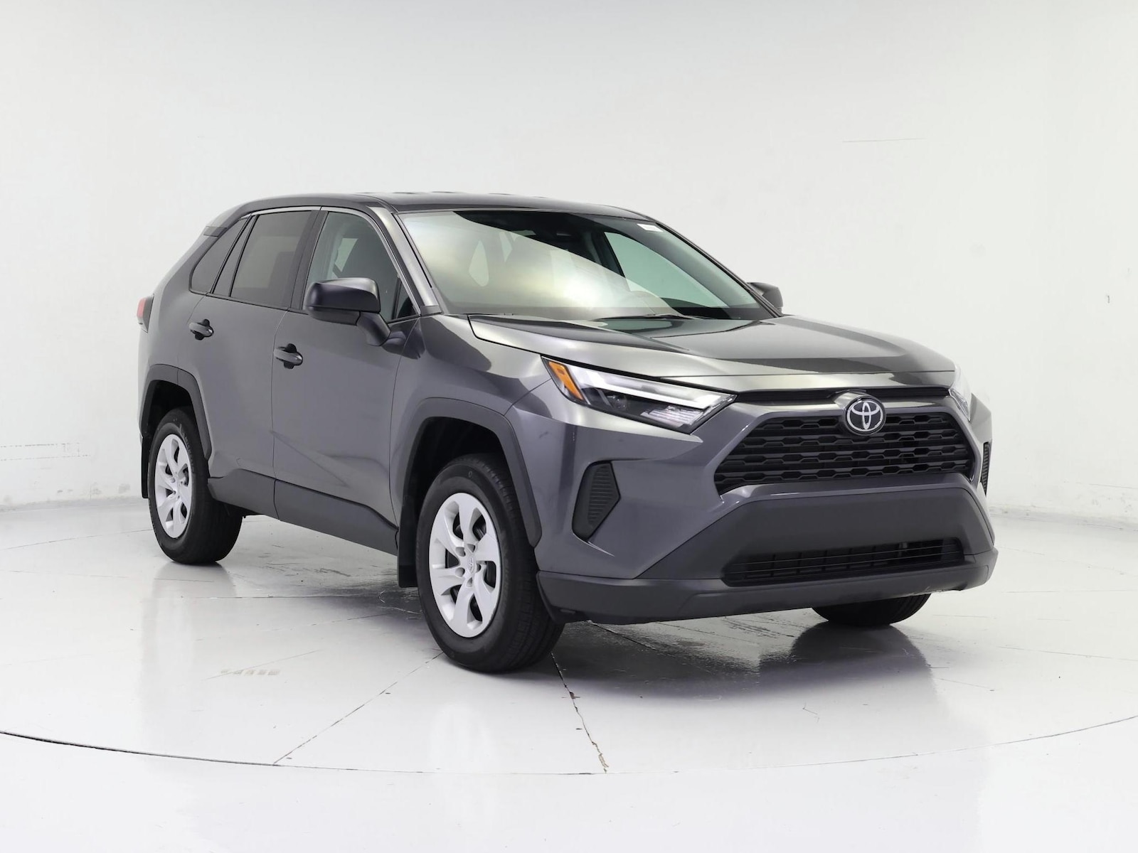 2024 Toyota RAV4 LE - Photo 2