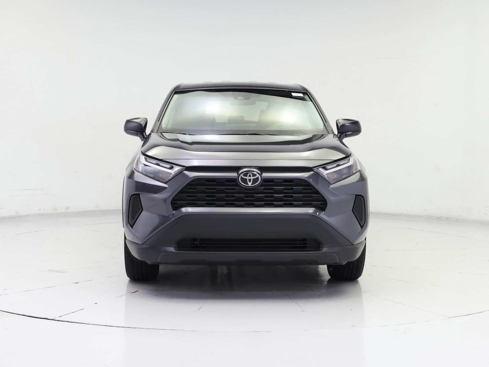 2024 Toyota RAV4 LE - Photo 6