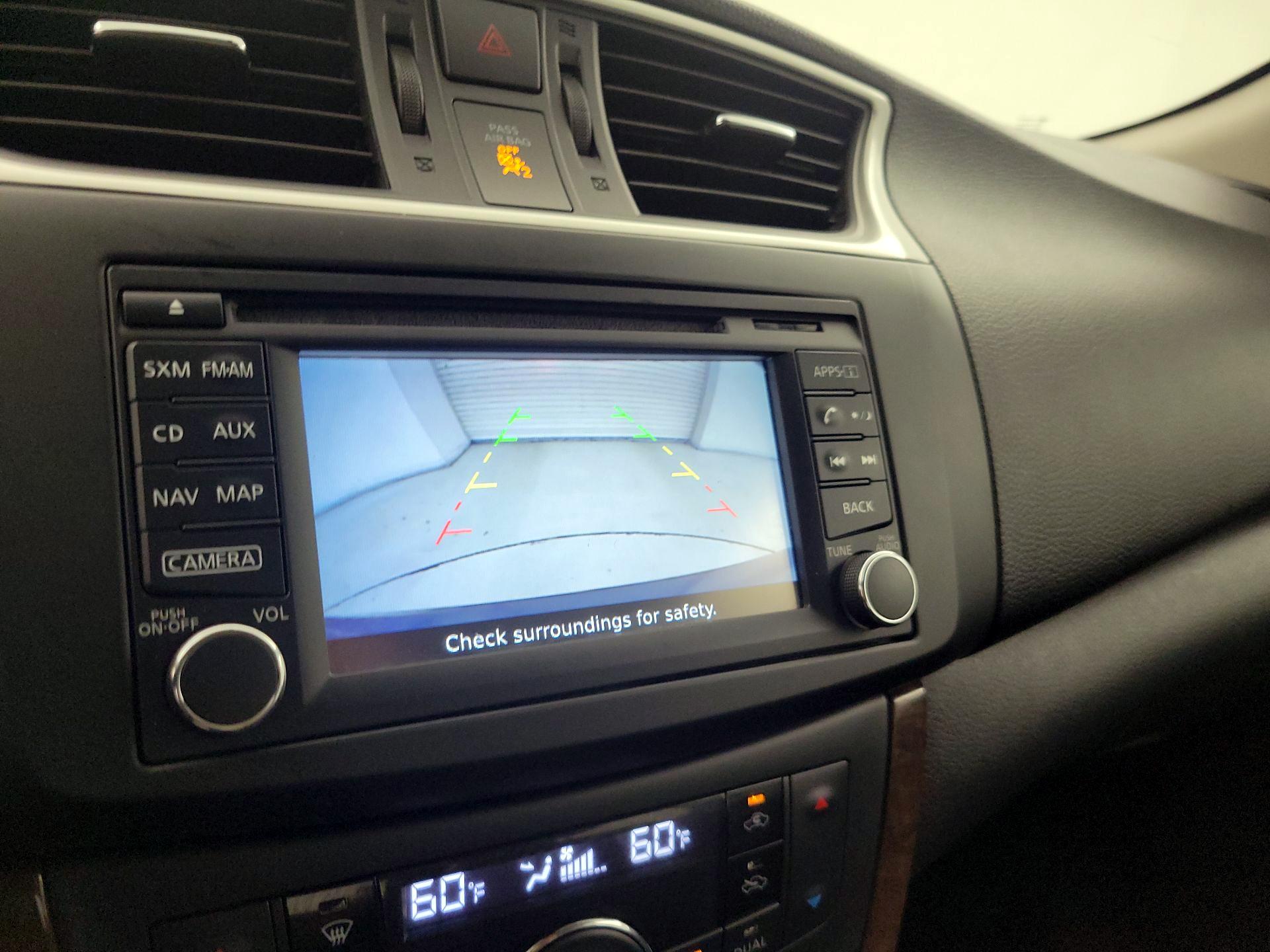 Thumbnail: 2015 Nissan Sentra - 15