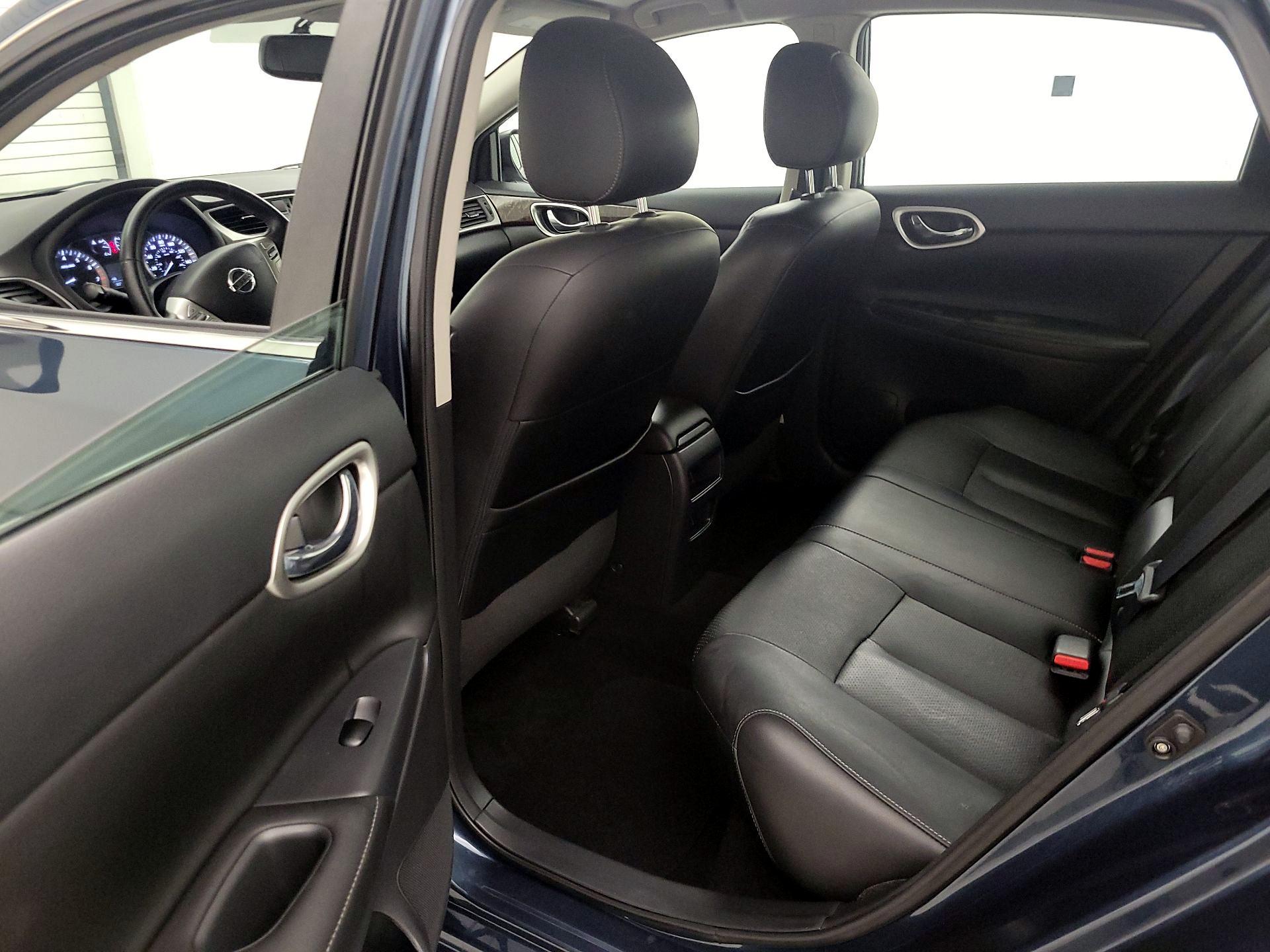 Thumbnail: 2015 Nissan Sentra - 20