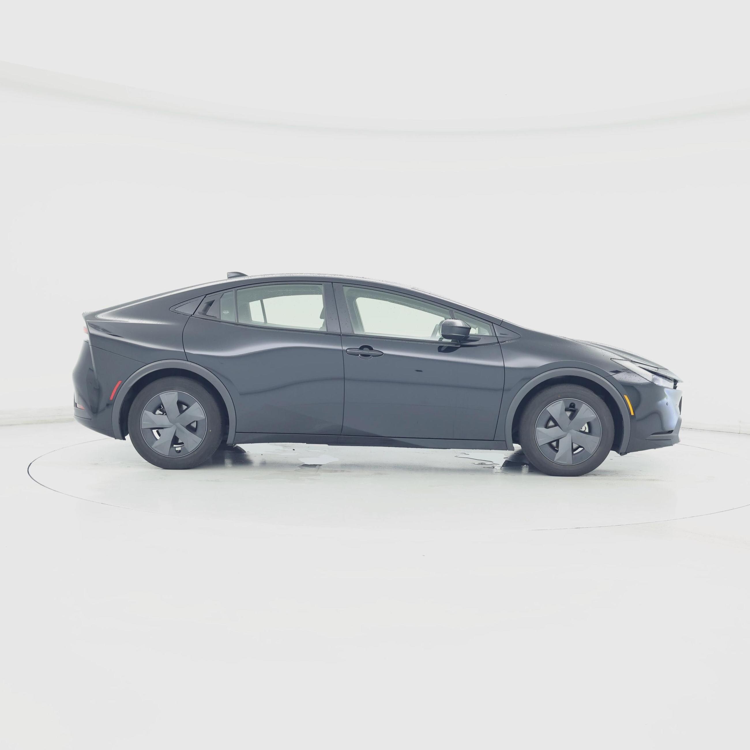 Thumbnail: 2024 Toyota Prius - 7