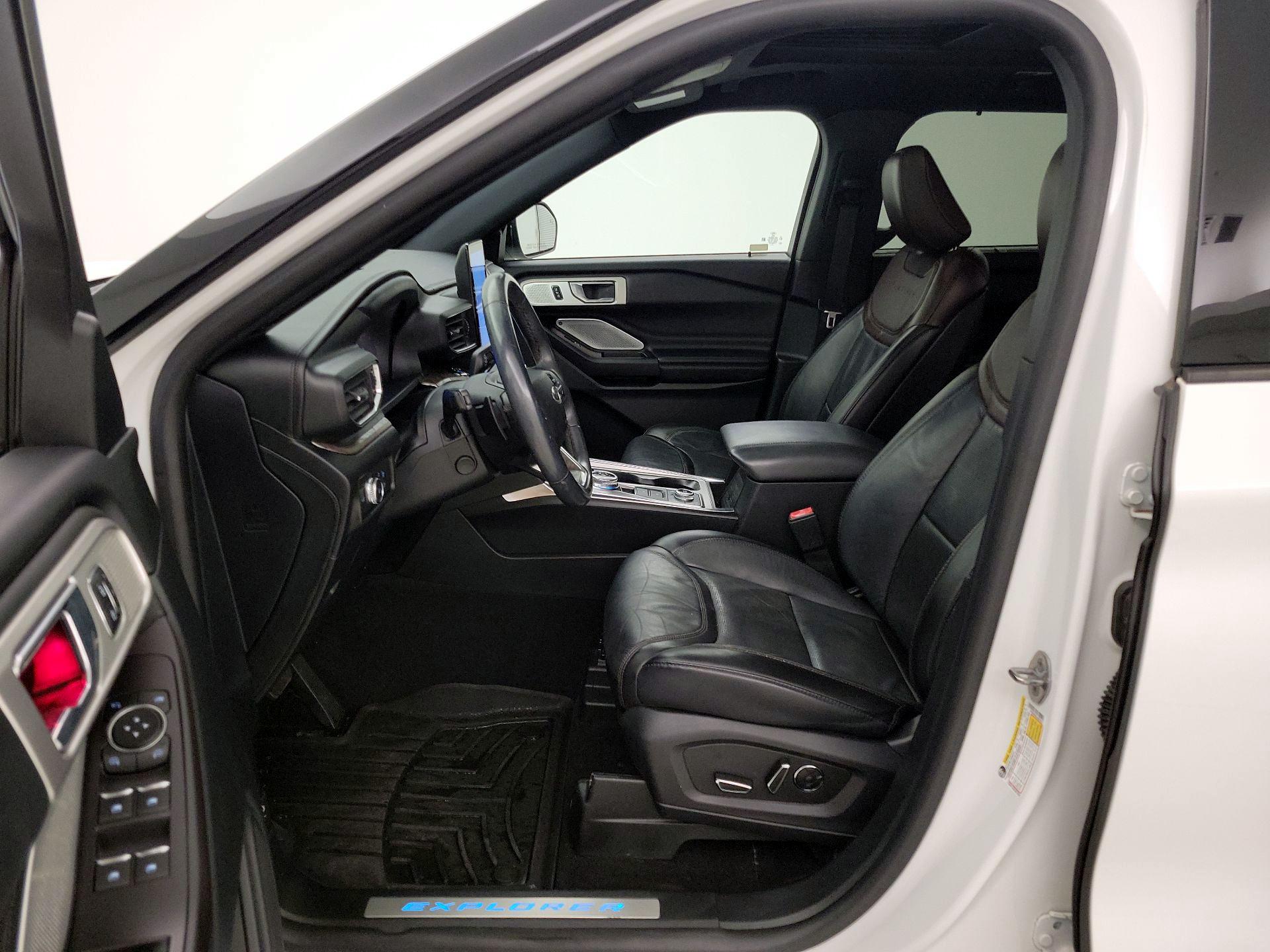 Thumbnail: 2020 Ford Explorer - 11