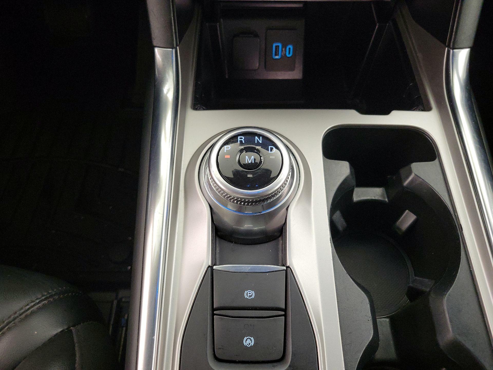Thumbnail: 2020 Ford Explorer - 17