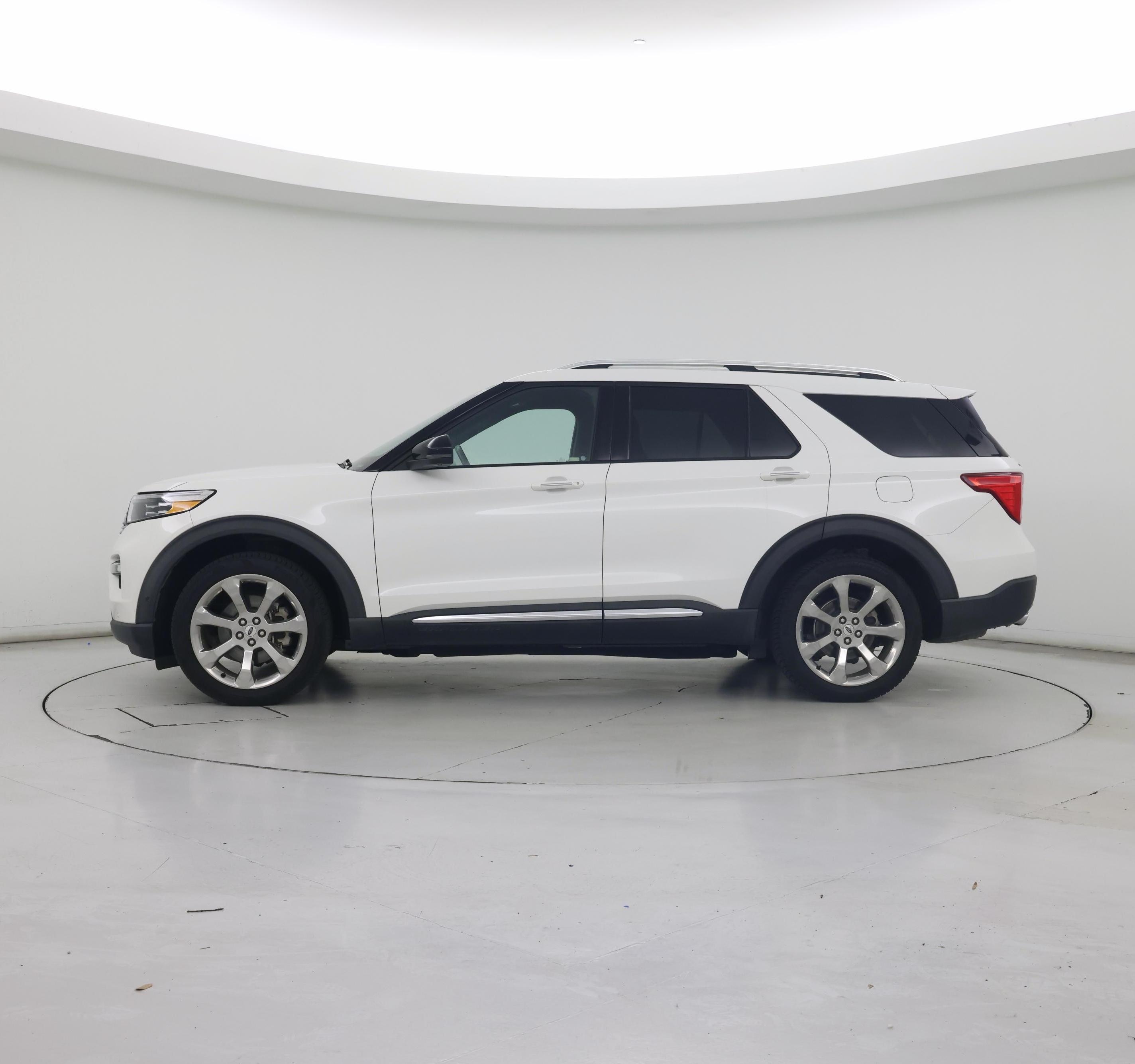 Thumbnail: 2020 Ford Explorer - 3
