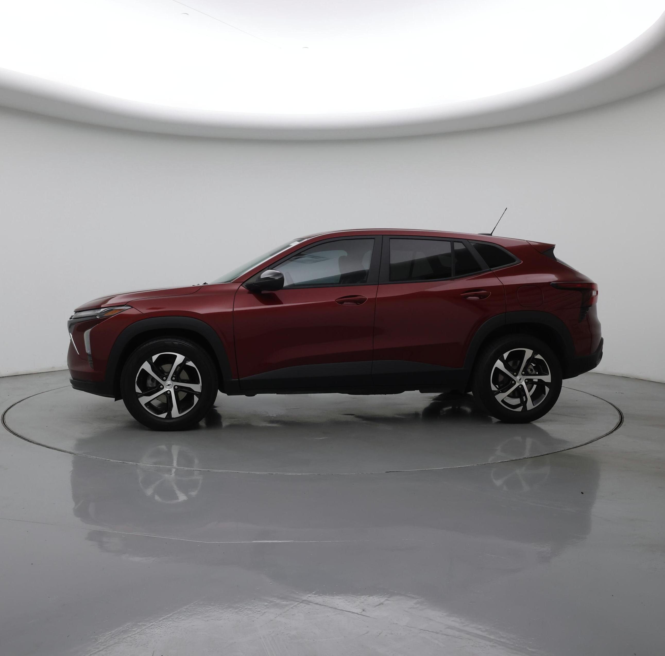 Thumbnail: 2024 Chevrolet Trax - 3