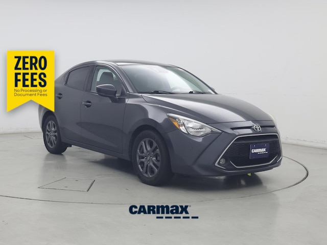 Gray 2019 Toyota Yaris Sedan Front-Wheel Drive Automatic