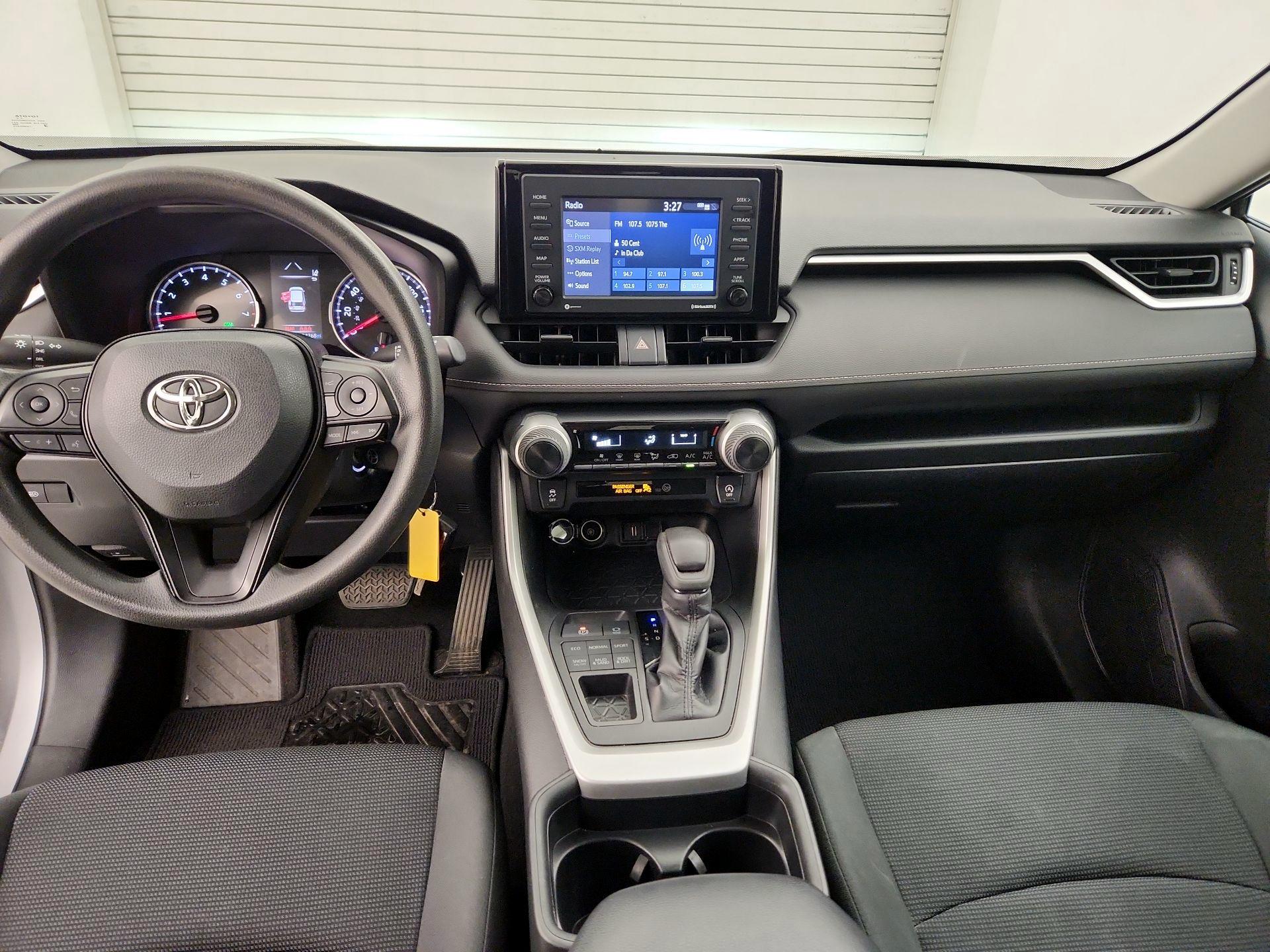 Thumbnail: 2020 Toyota RAV4 - 9