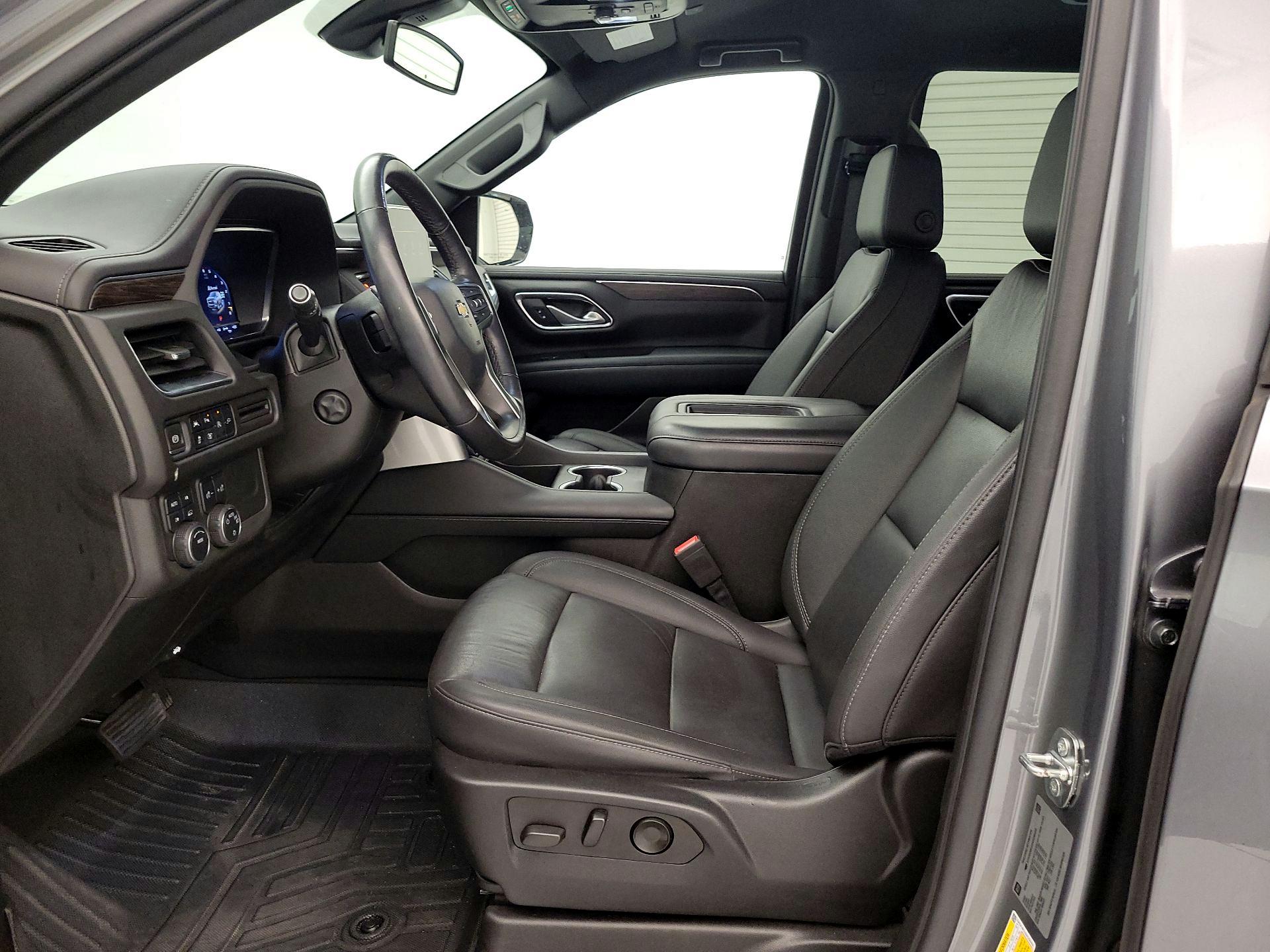 Thumbnail: 2022 Chevrolet Tahoe - 11