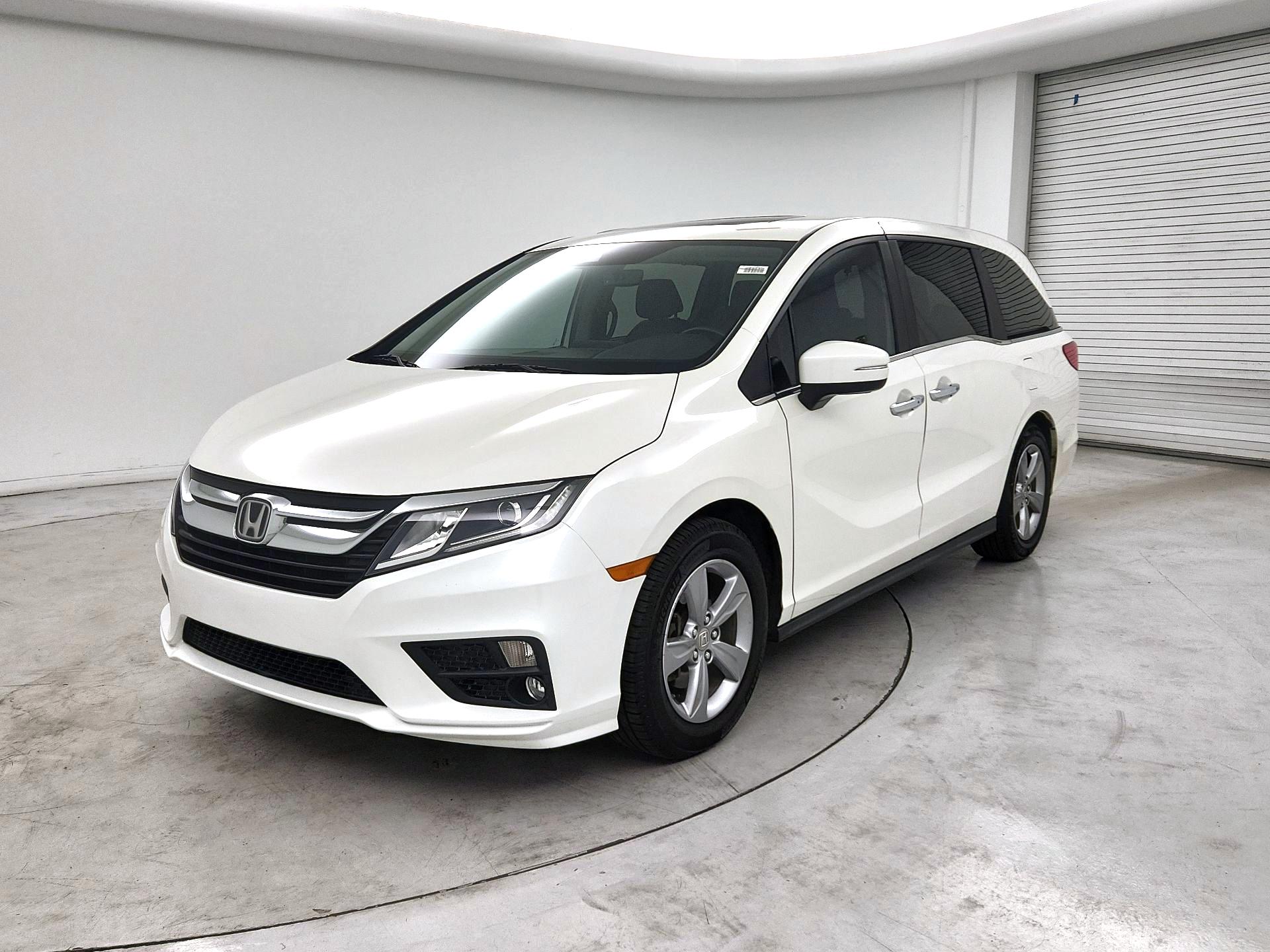 Thumbnail: 2018 Honda Odyssey - 3