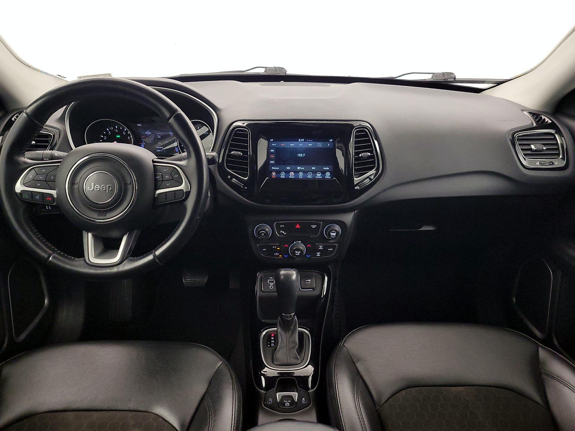 Thumbnail: 2020 Jeep Compass - 9