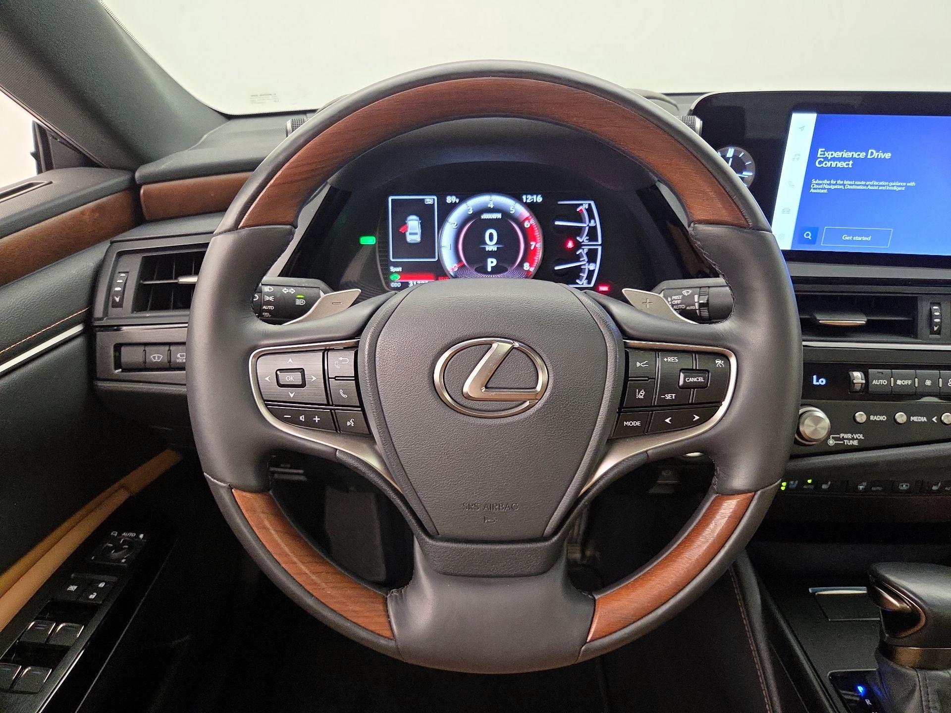 Thumbnail: 2025 Lexus ES - 10