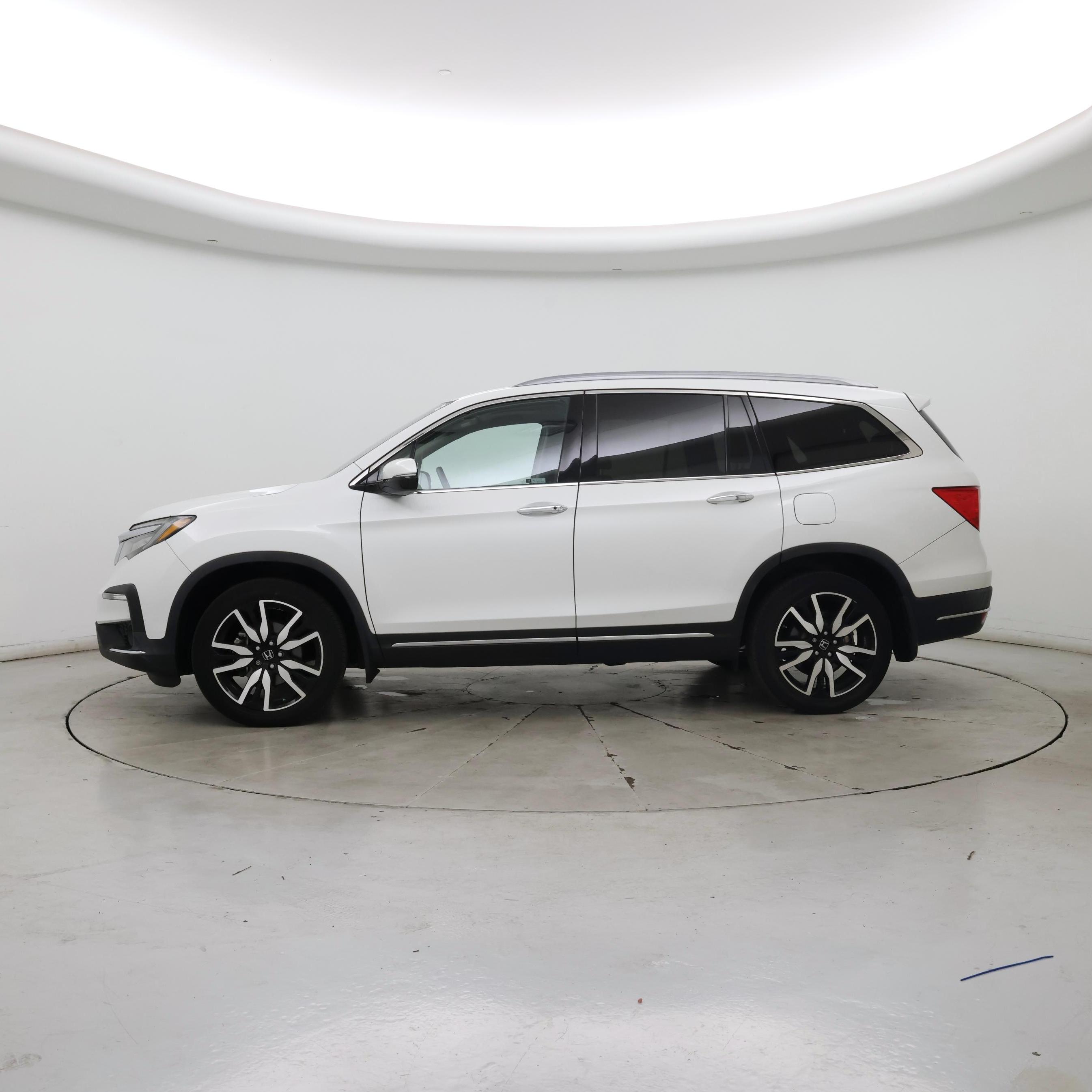 Thumbnail: 2021 Honda Pilot - 3