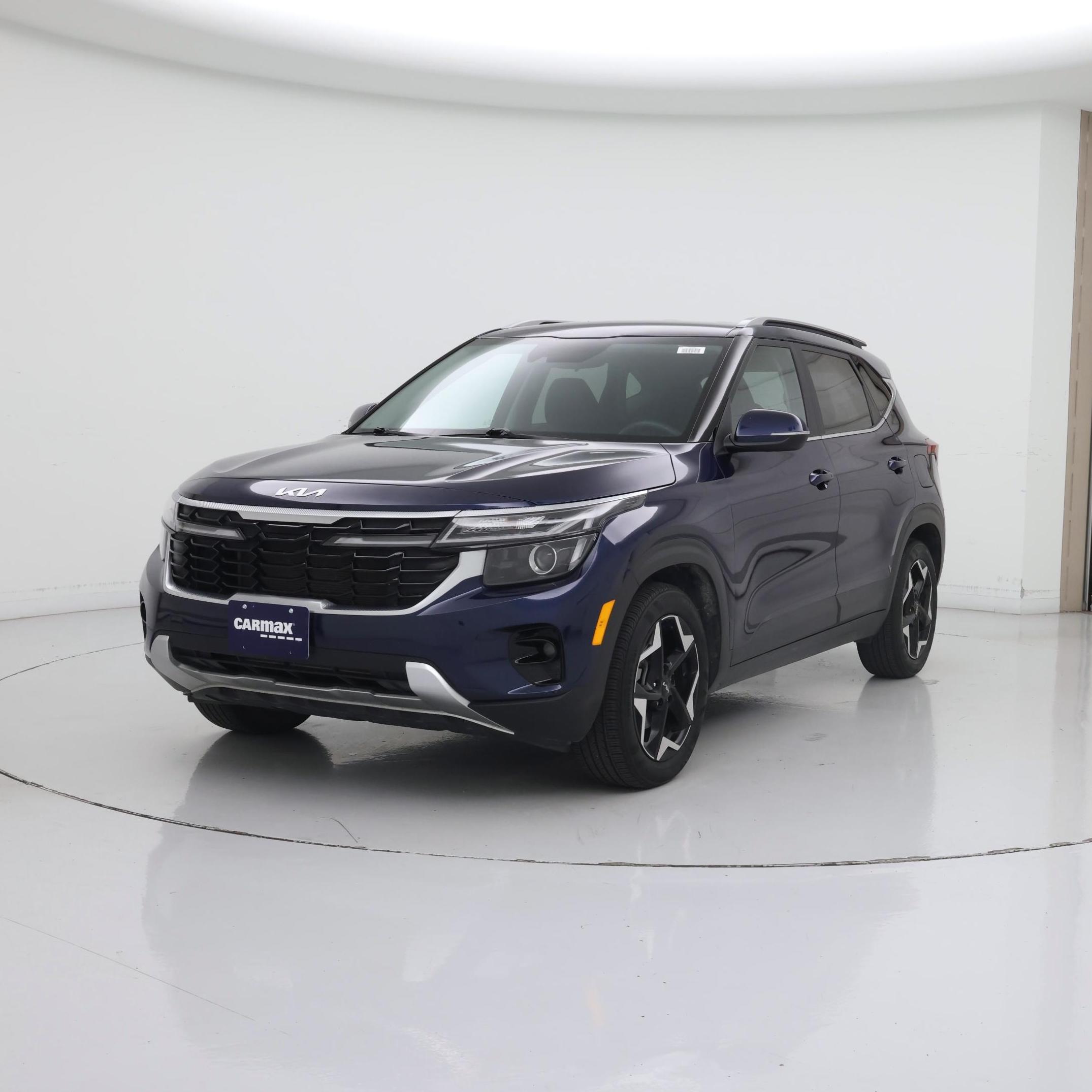 Thumbnail: 2024 Kia Seltos - 4