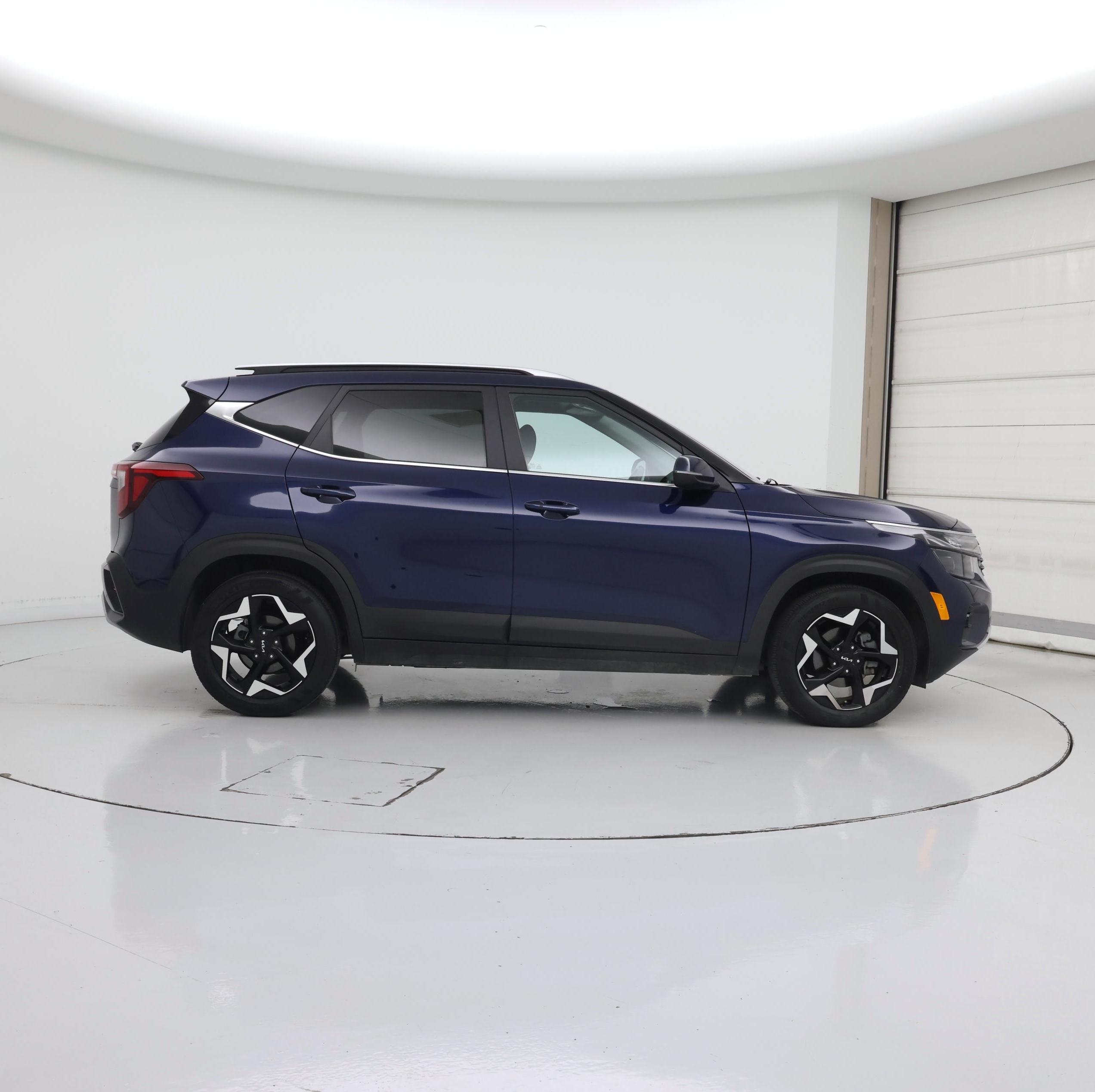 Thumbnail: 2024 Kia Seltos - 7