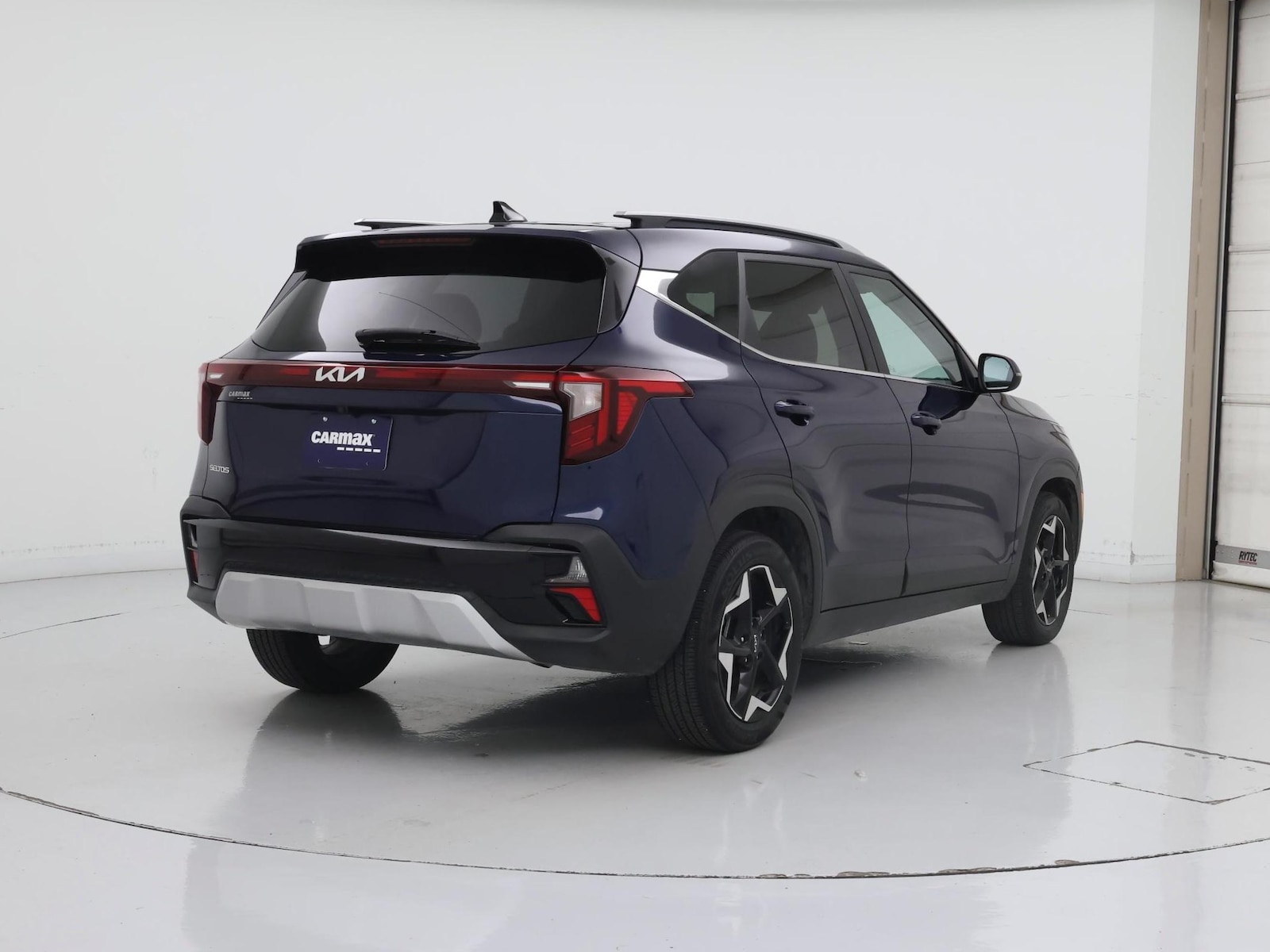 2024 Kia Seltos EX - Photo 9