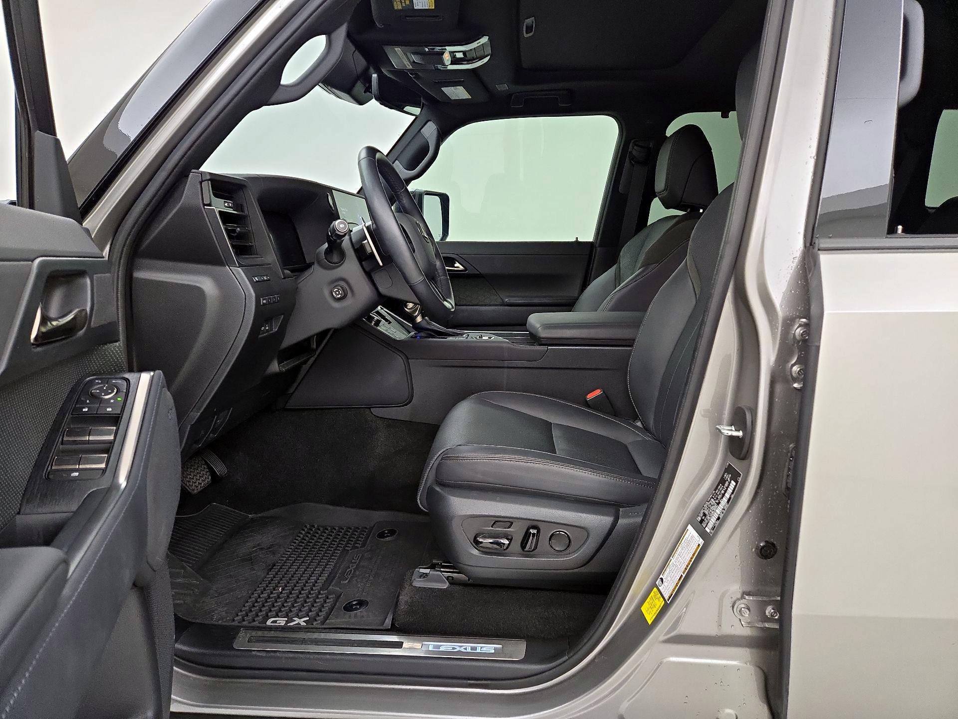 Thumbnail: 2024 Lexus GX - 11