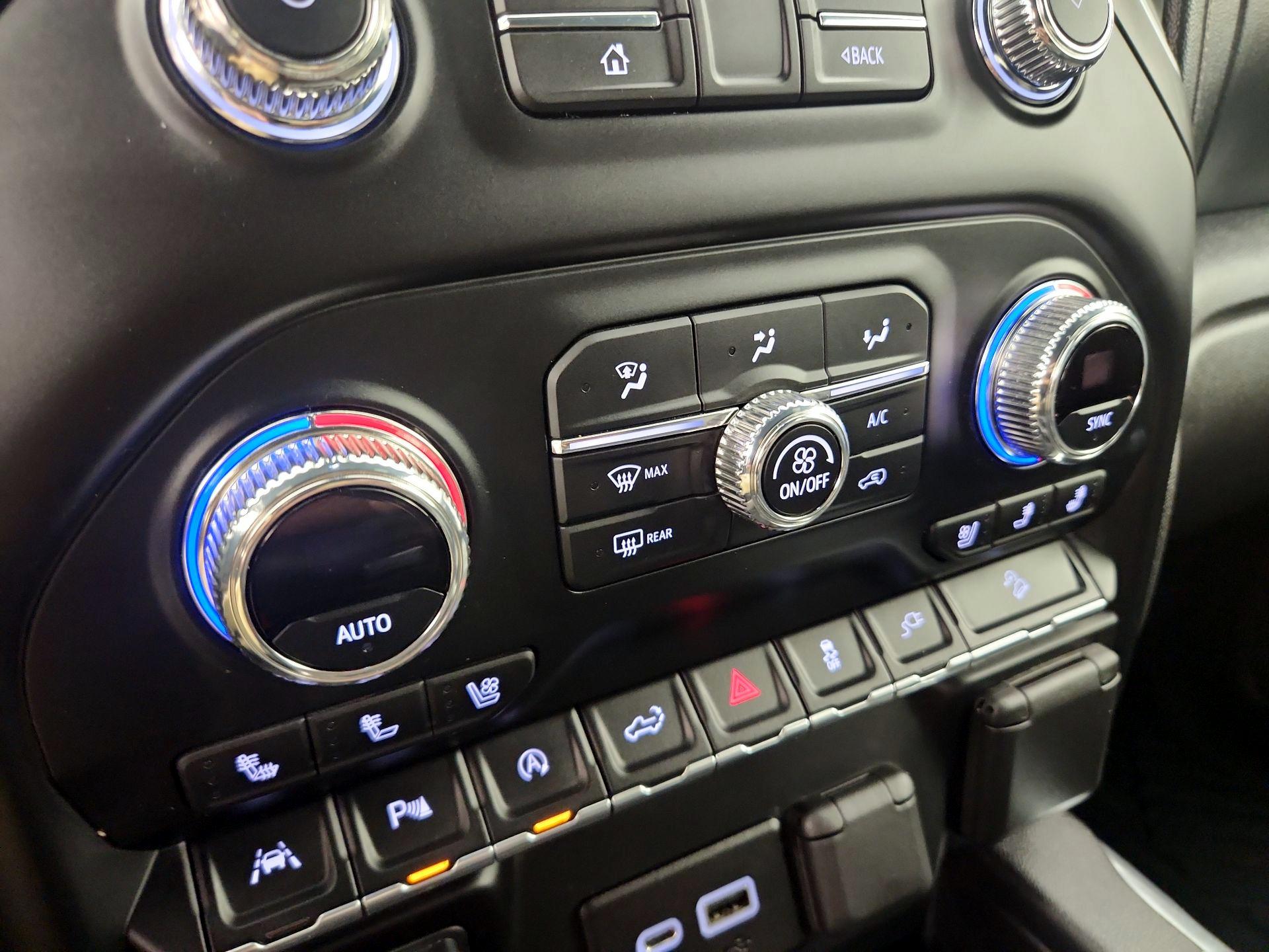 Thumbnail: 2020 GMC Sierra 1500 - 17