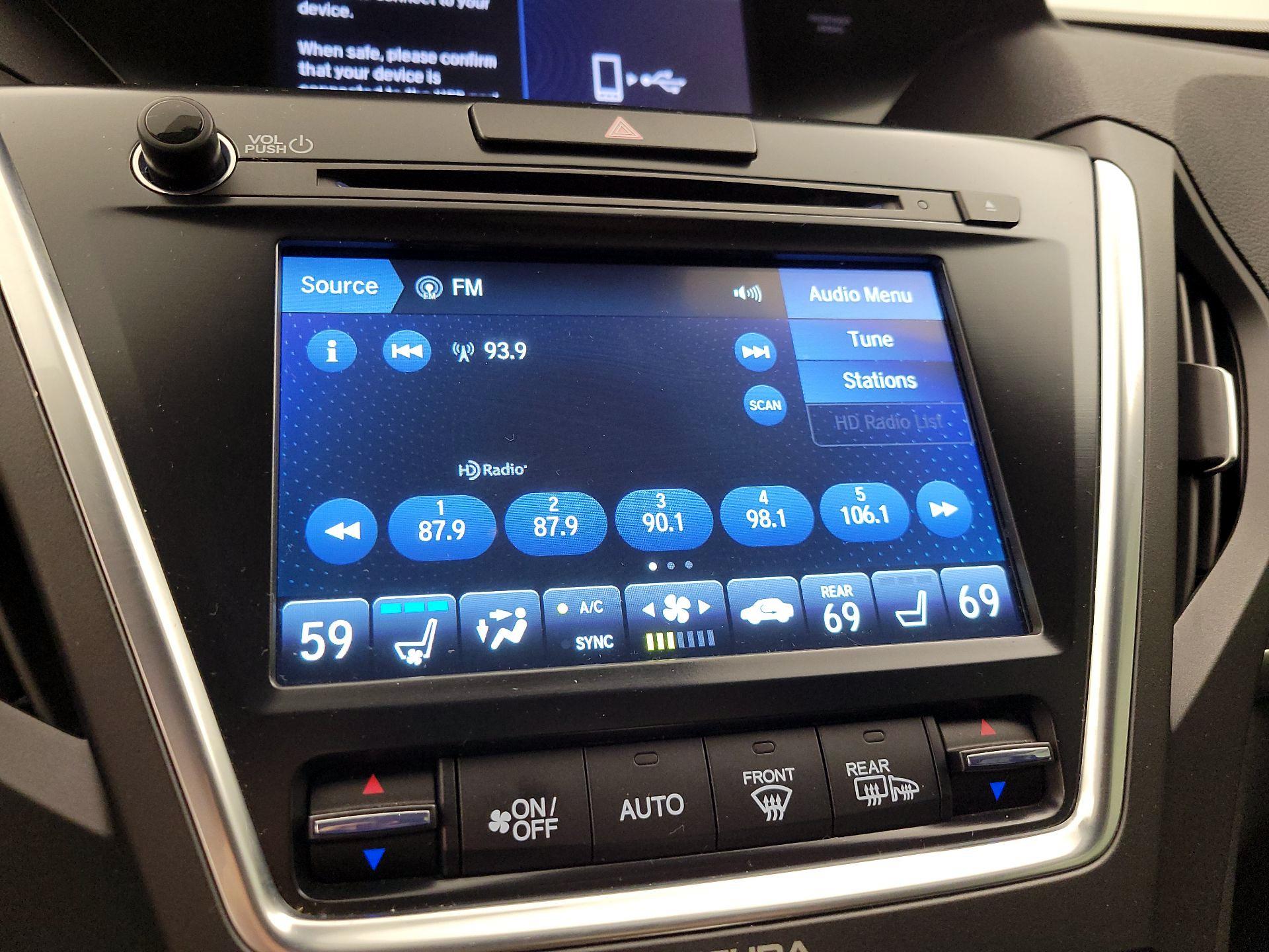 Thumbnail: 2020 Acura MDX - 16