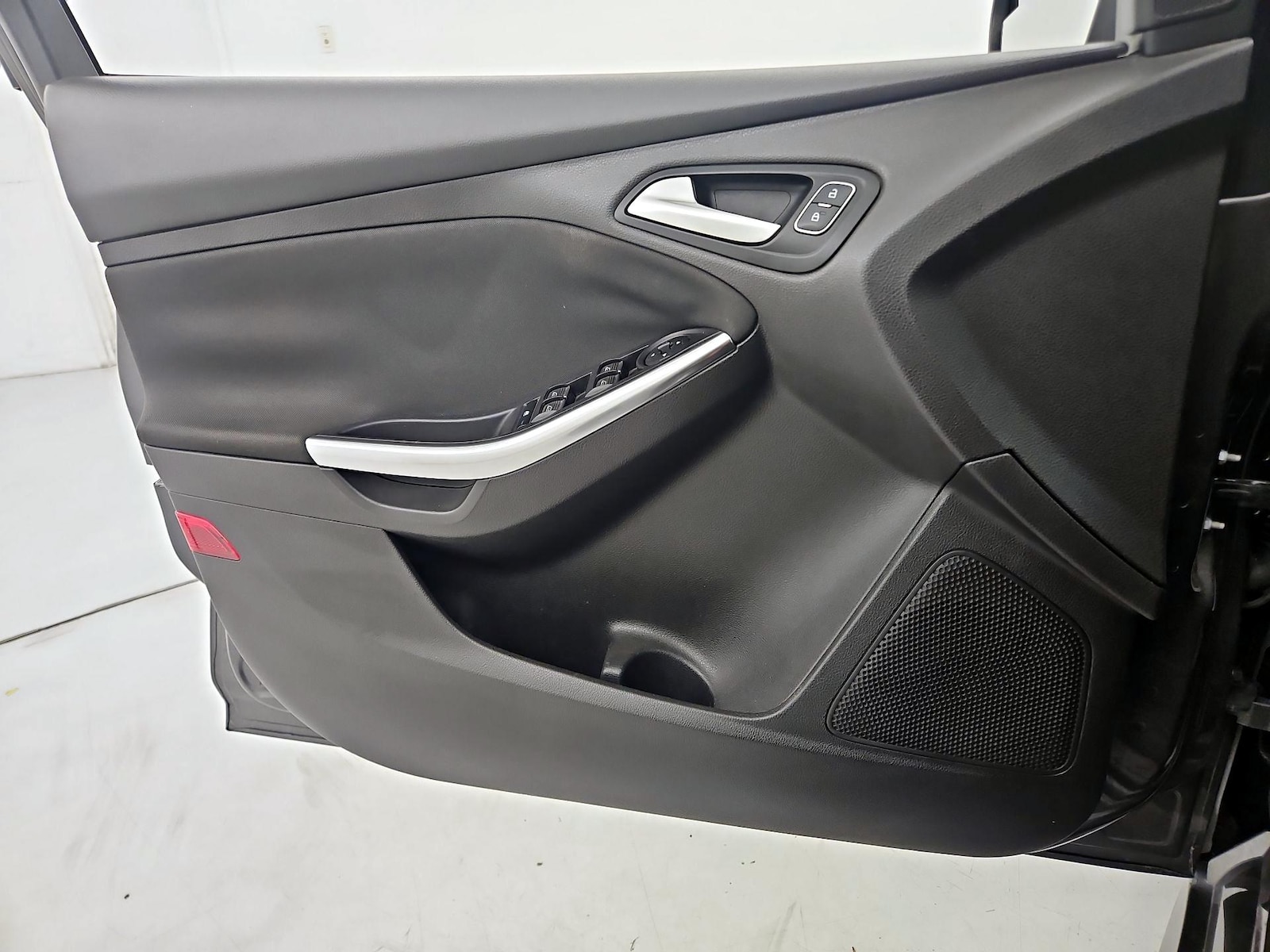 2015 Ford Focus ST - Photo 13
