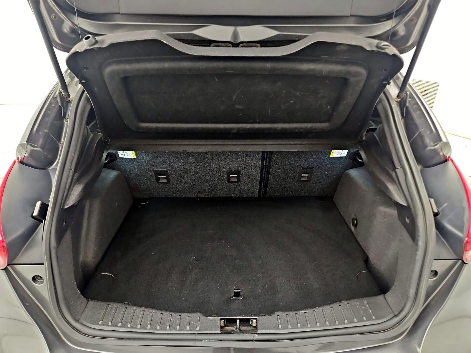 2015 Ford Focus ST - Photo 21